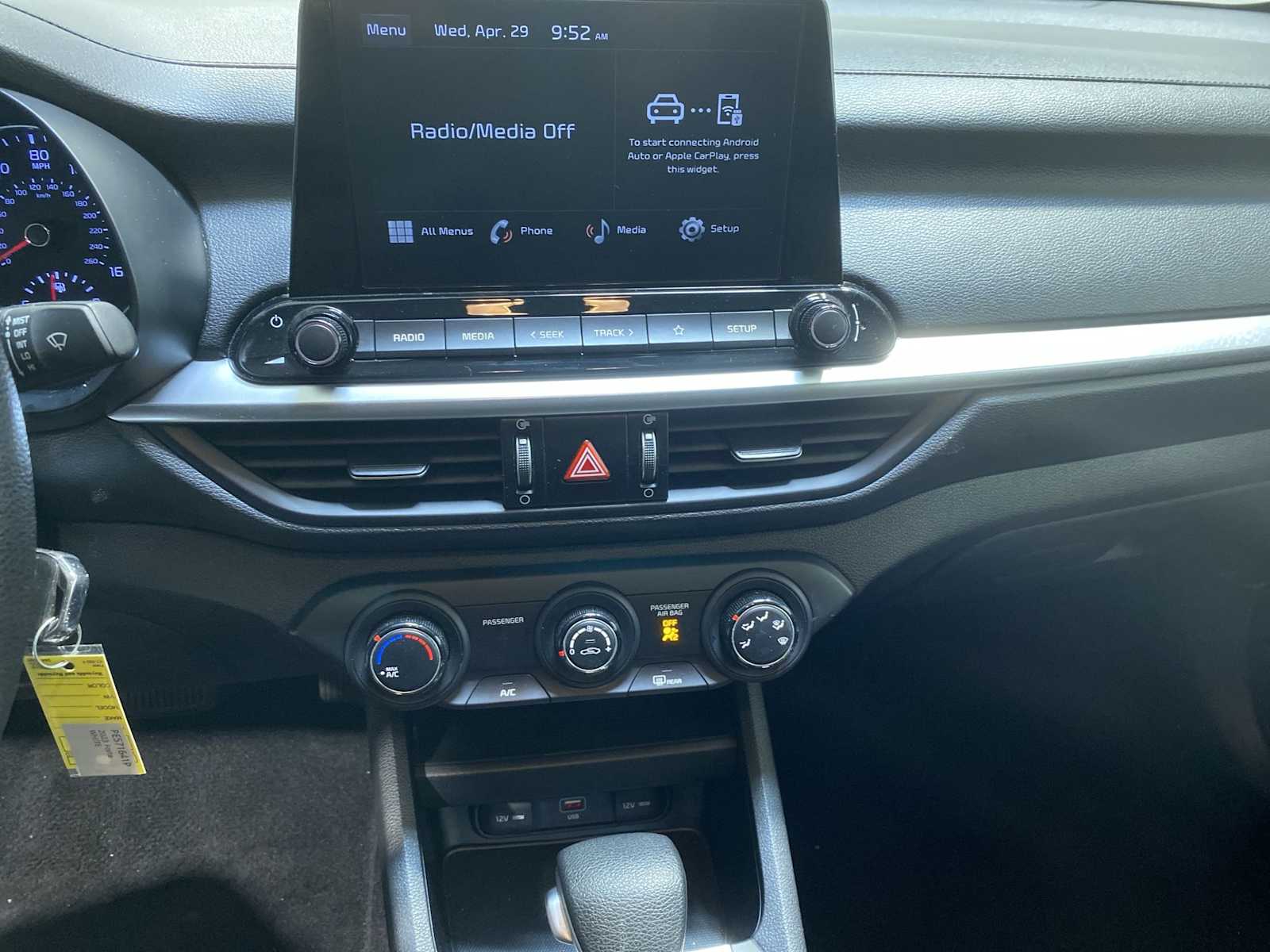 Thumbnail: 2023 Kia Forte - 16