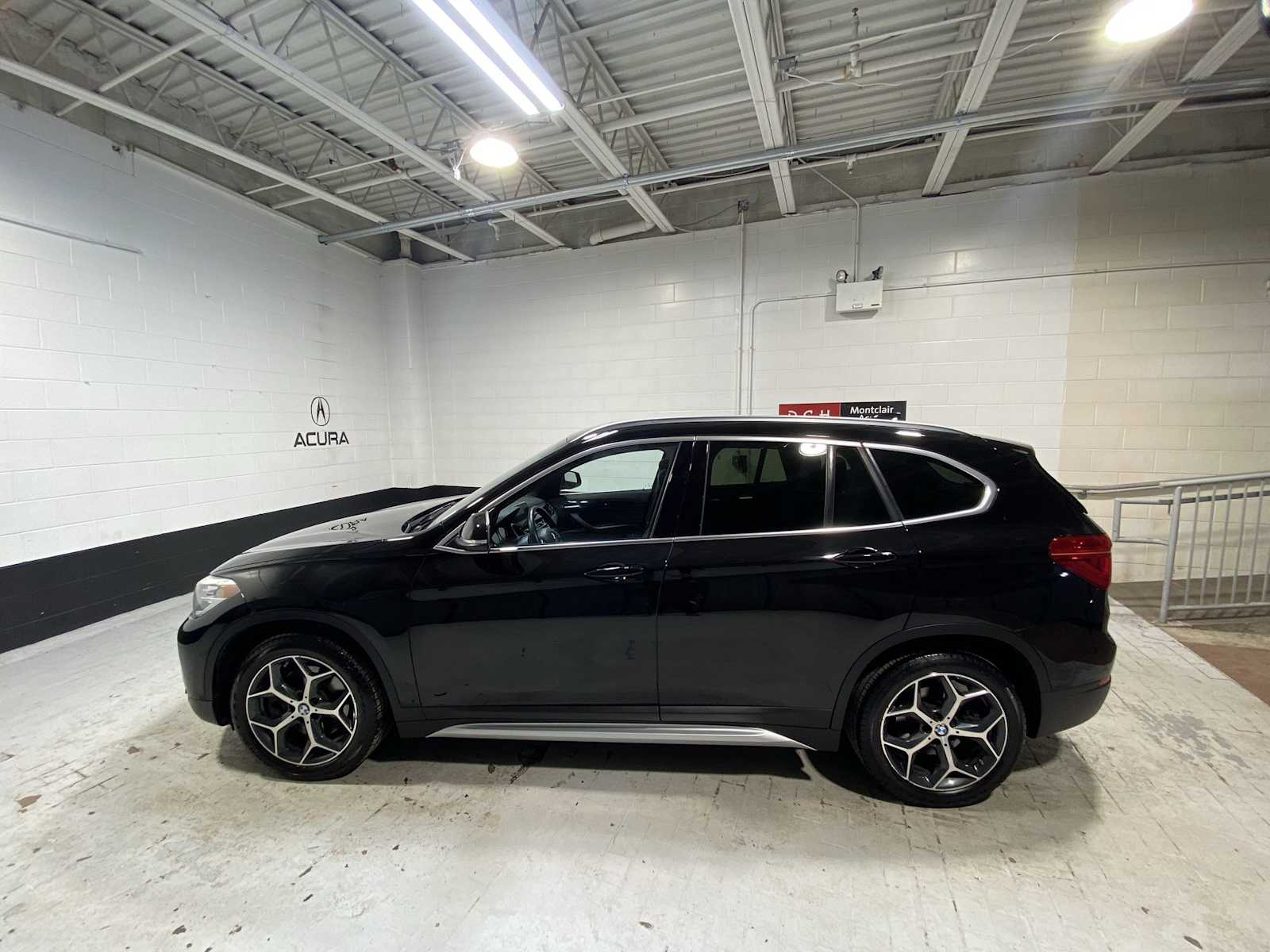 Thumbnail: 2018 BMW X1 - 3