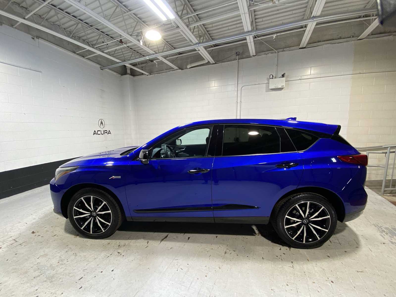 Thumbnail: 2025 Acura RDX - 3