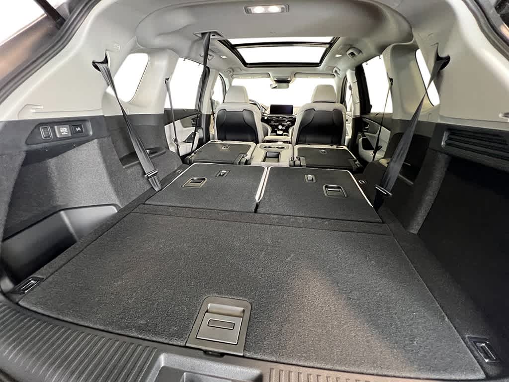 Thumbnail: 2026 Acura MDX - 32