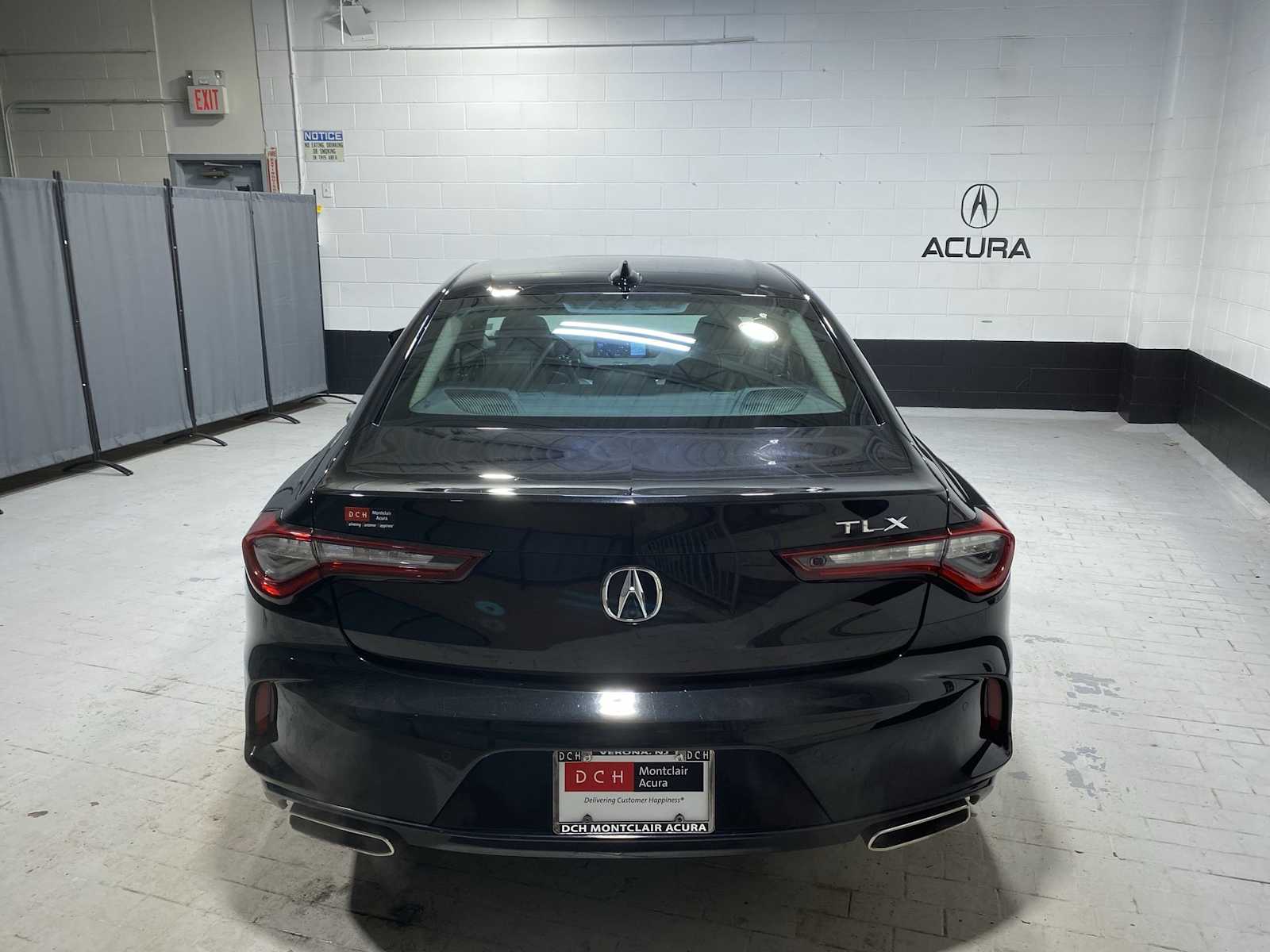 Thumbnail: 2022 Acura TLX - 5