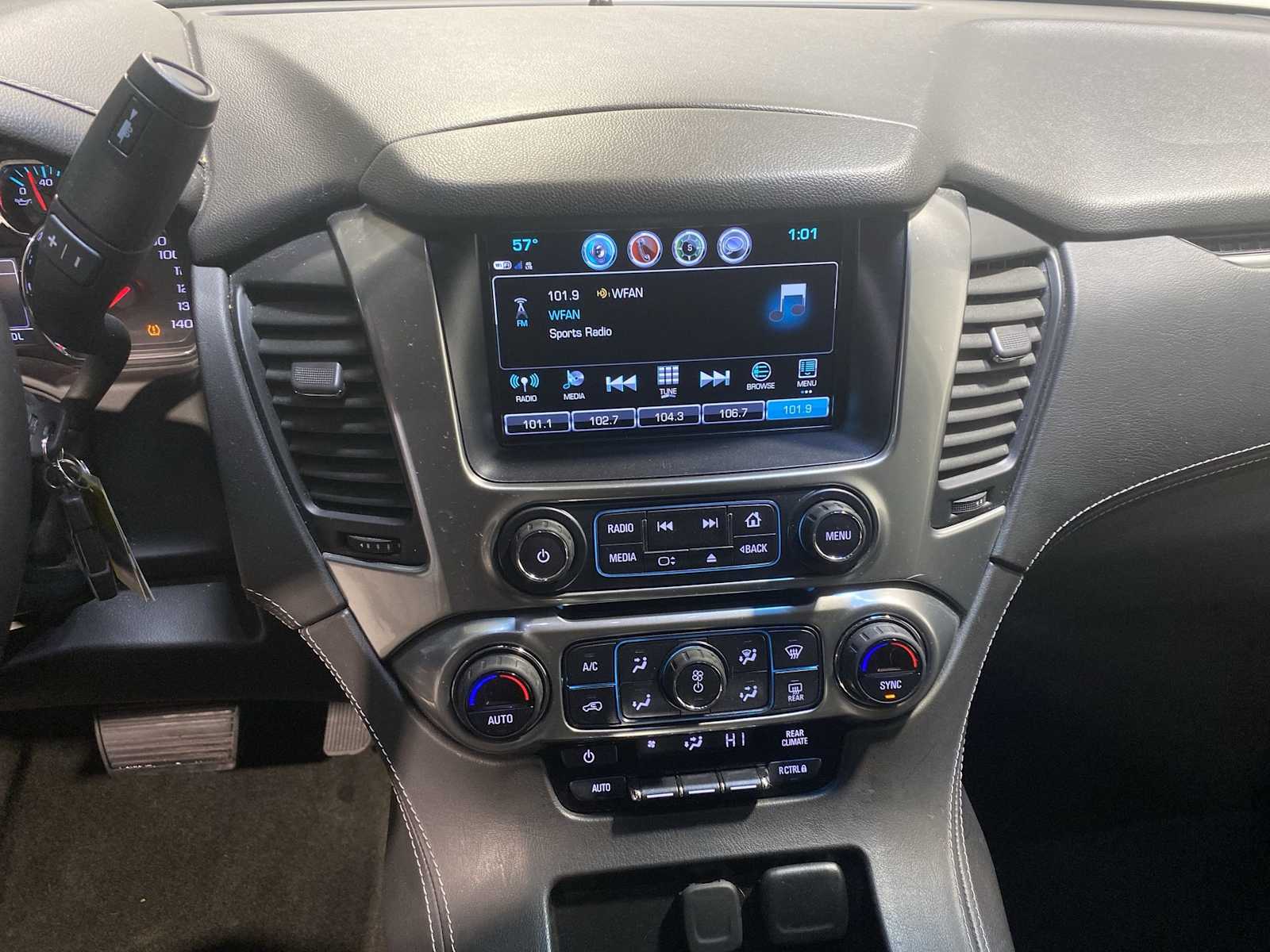 Thumbnail: 2018 Chevrolet Tahoe - 16