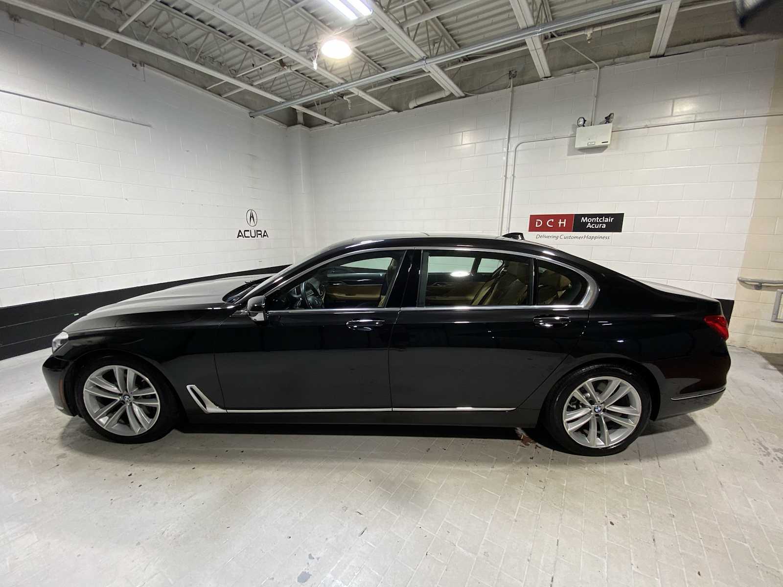 Thumbnail: 2016 BMW 7 Series - 3