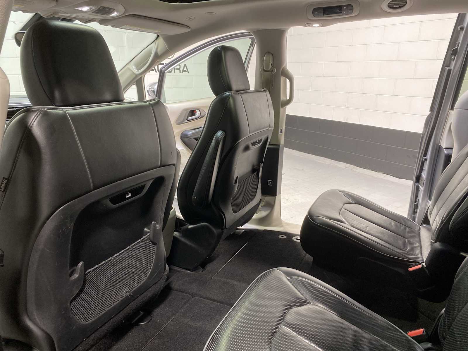 Thumbnail: 2019 Chrysler Pacifica - 12