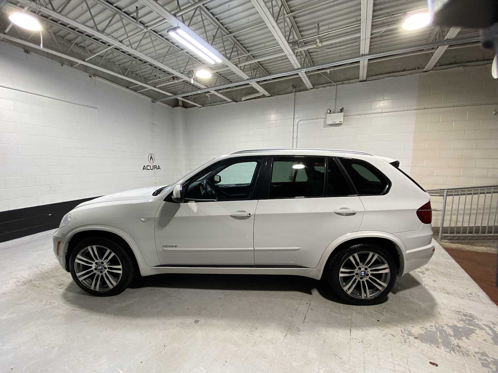 Thumbnail: 2013 BMW X5 - 3