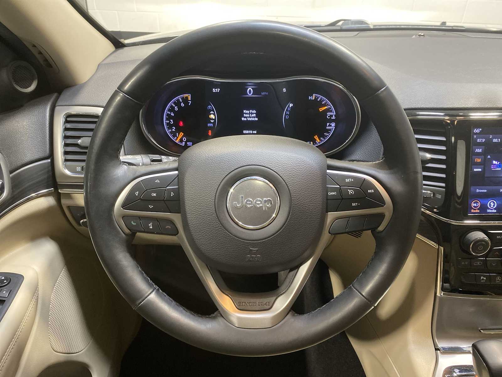Thumbnail: 2019 Jeep Grand Cherokee - 15