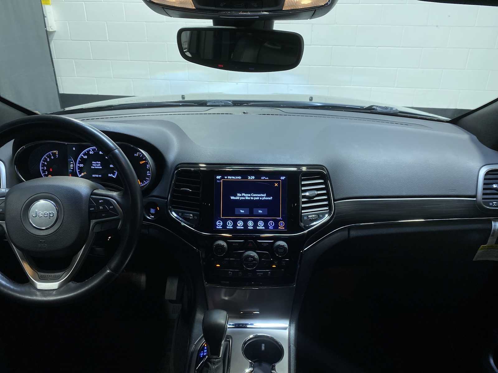 Thumbnail: 2019 Jeep Grand Cherokee - 10