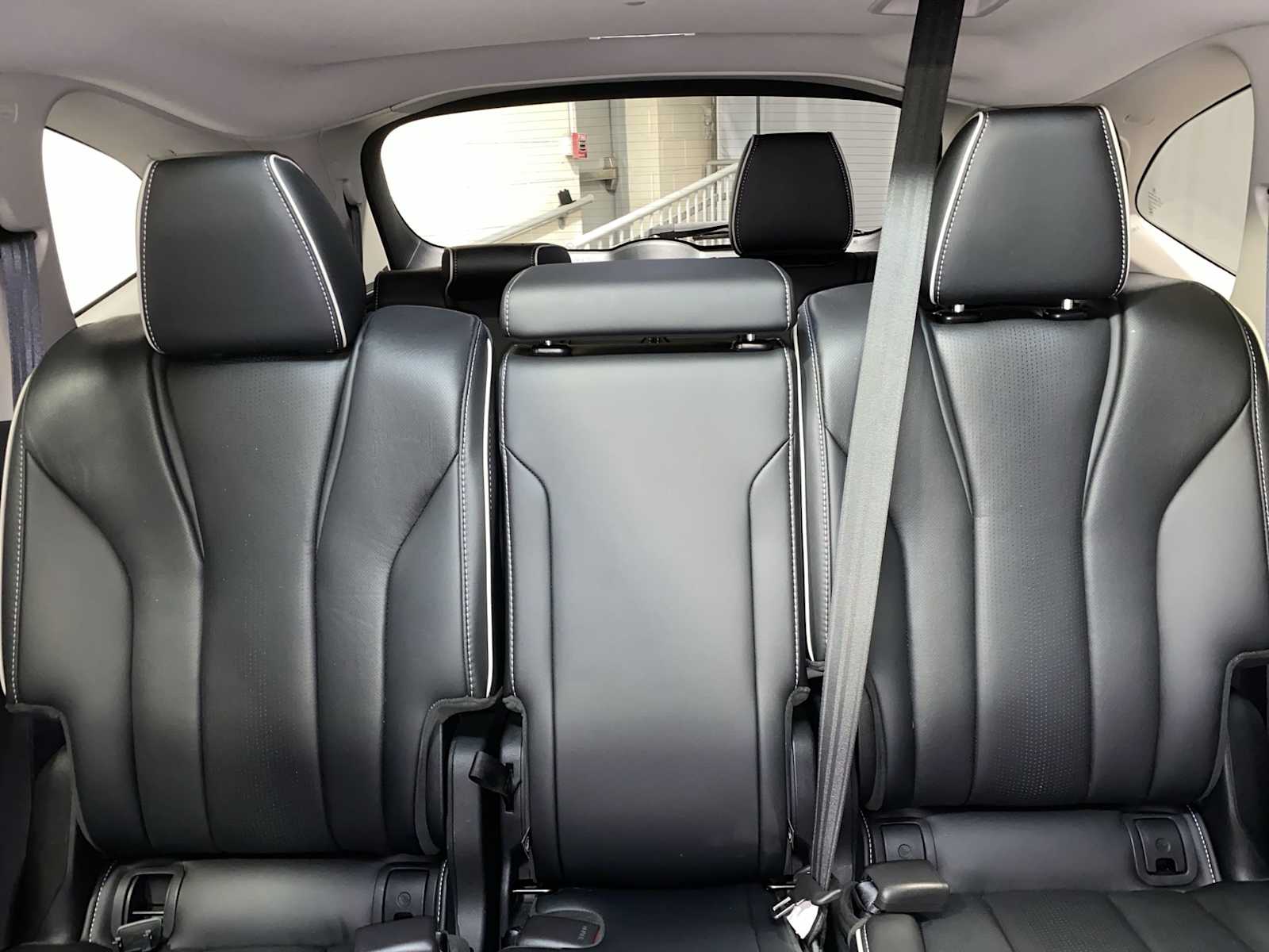 Thumbnail: 2023 Acura MDX - 22