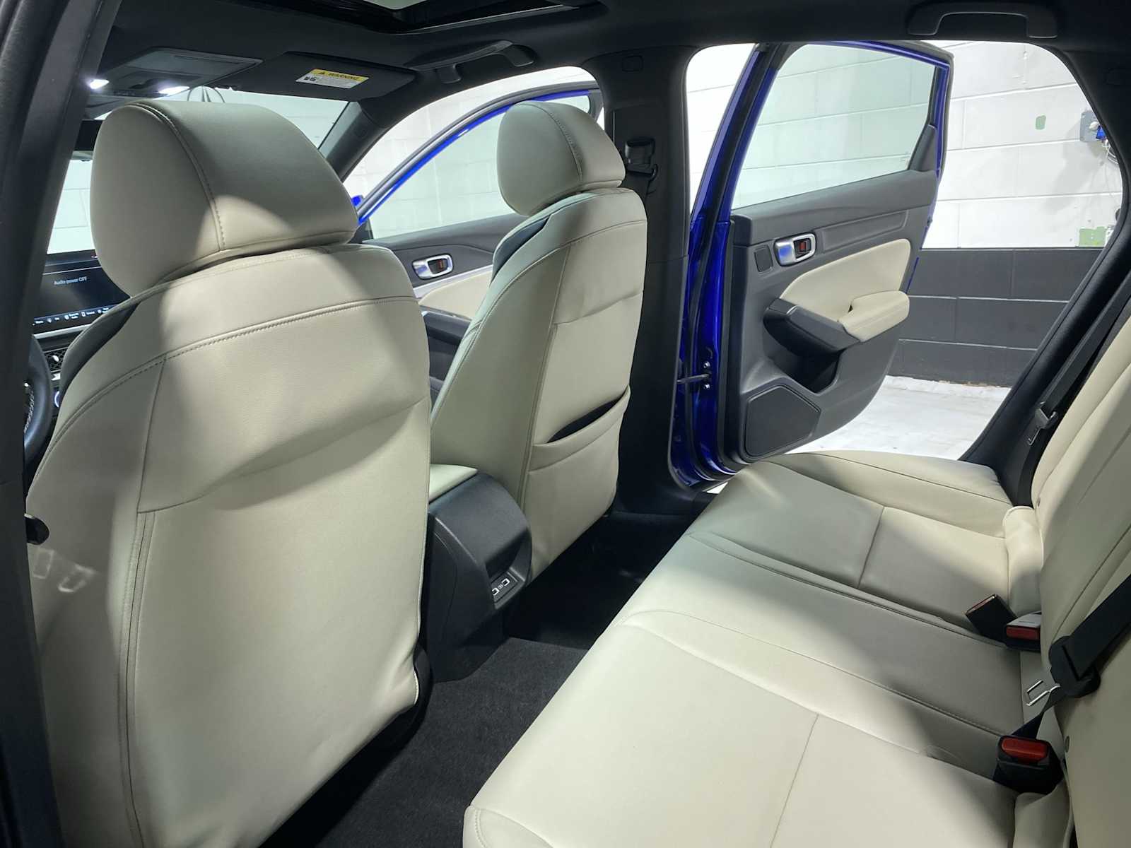 Thumbnail: 2023 Acura Integra - 12