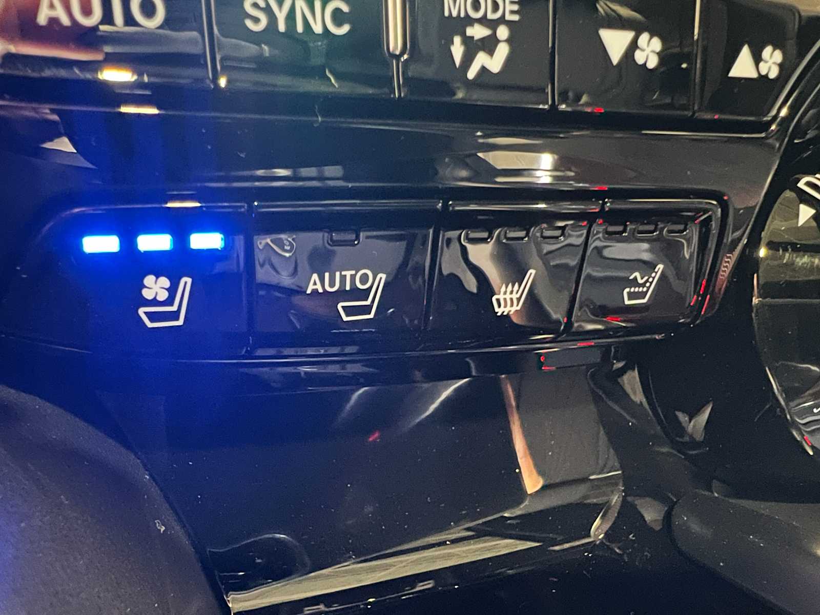 Thumbnail: 2026 Acura MDX - 21