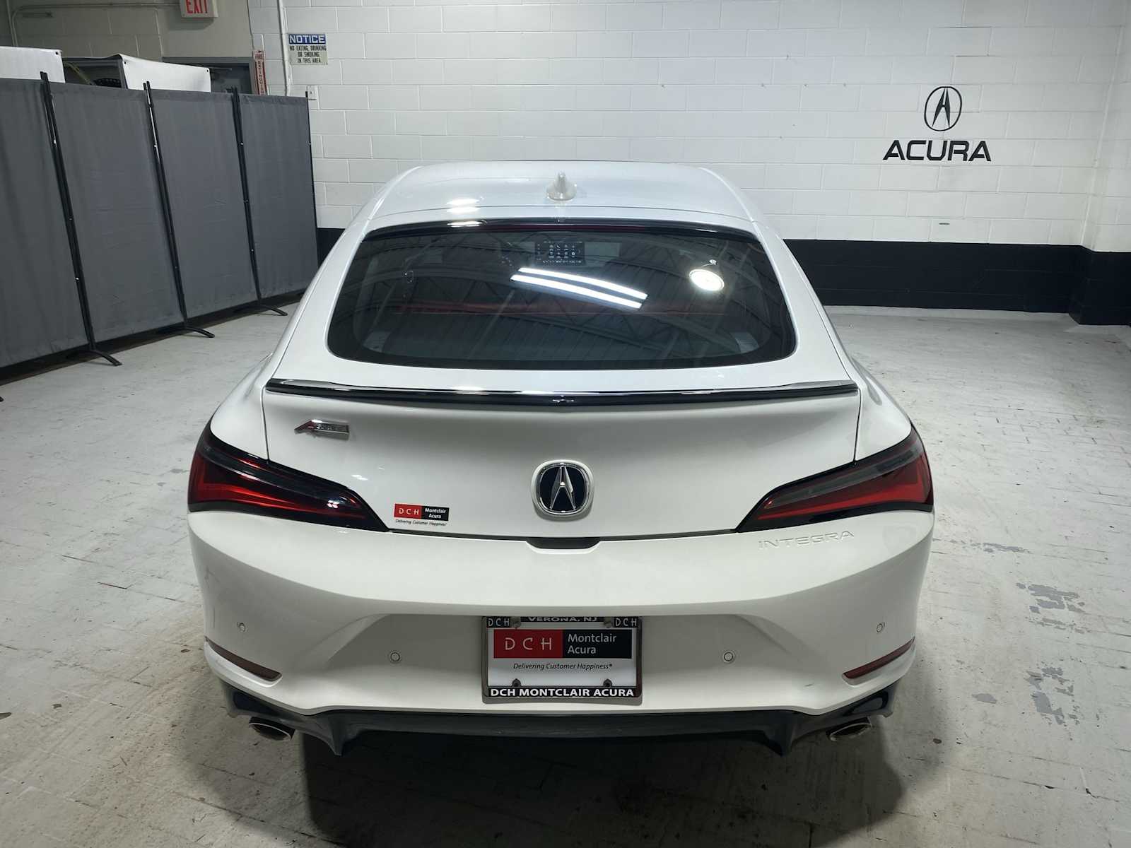 Thumbnail: 2023 Acura Integra - 5
