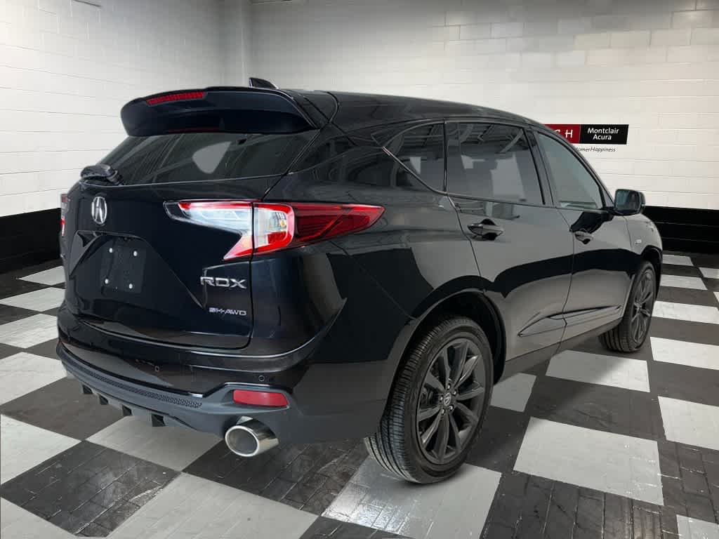 Thumbnail: 2025 Acura RDX - 5