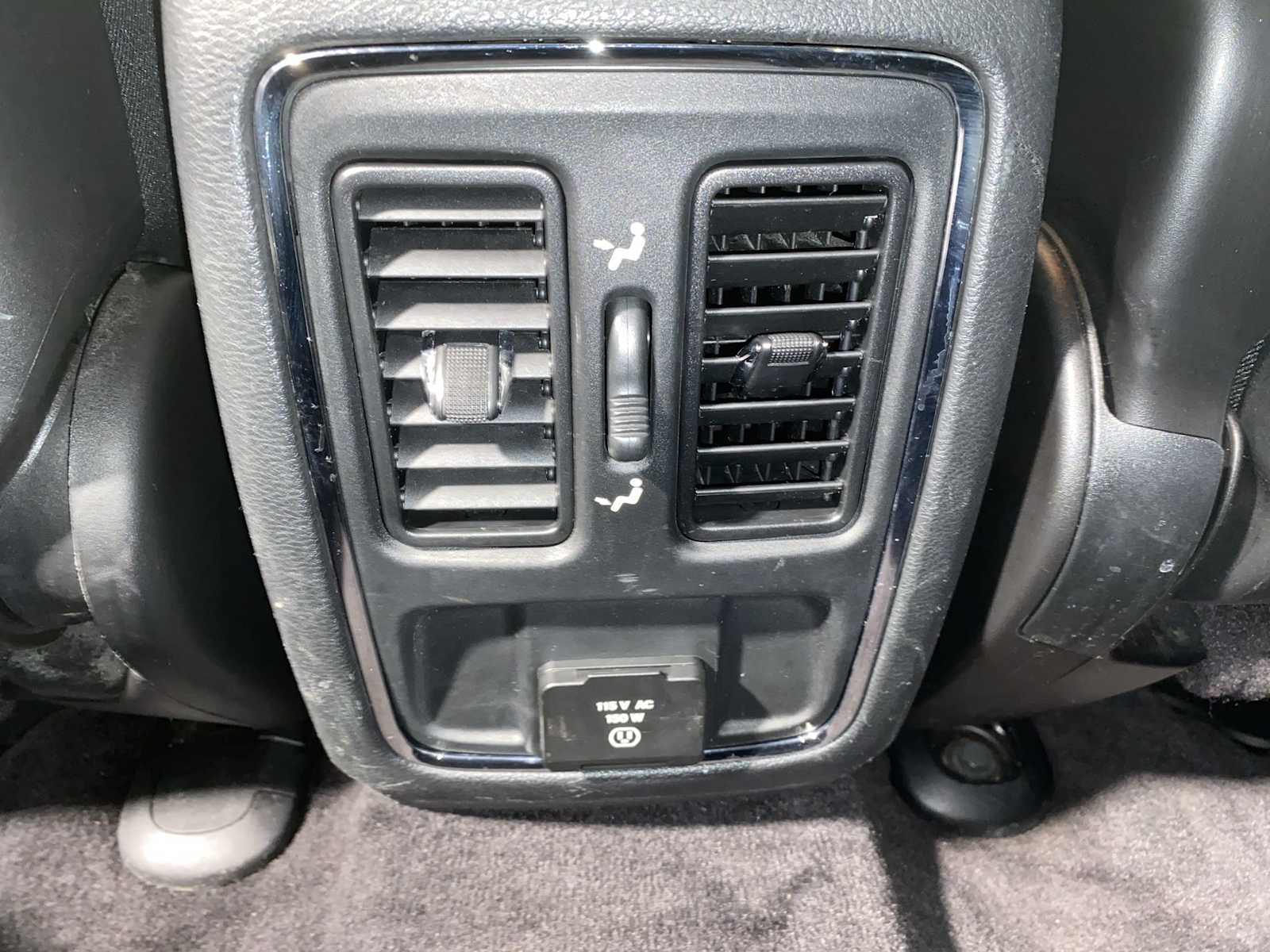 Thumbnail: 2017 Jeep Grand Cherokee - 25