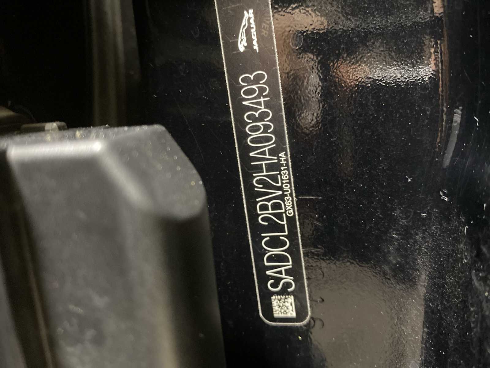 Thumbnail: 2017 Jaguar F-Pace - 21