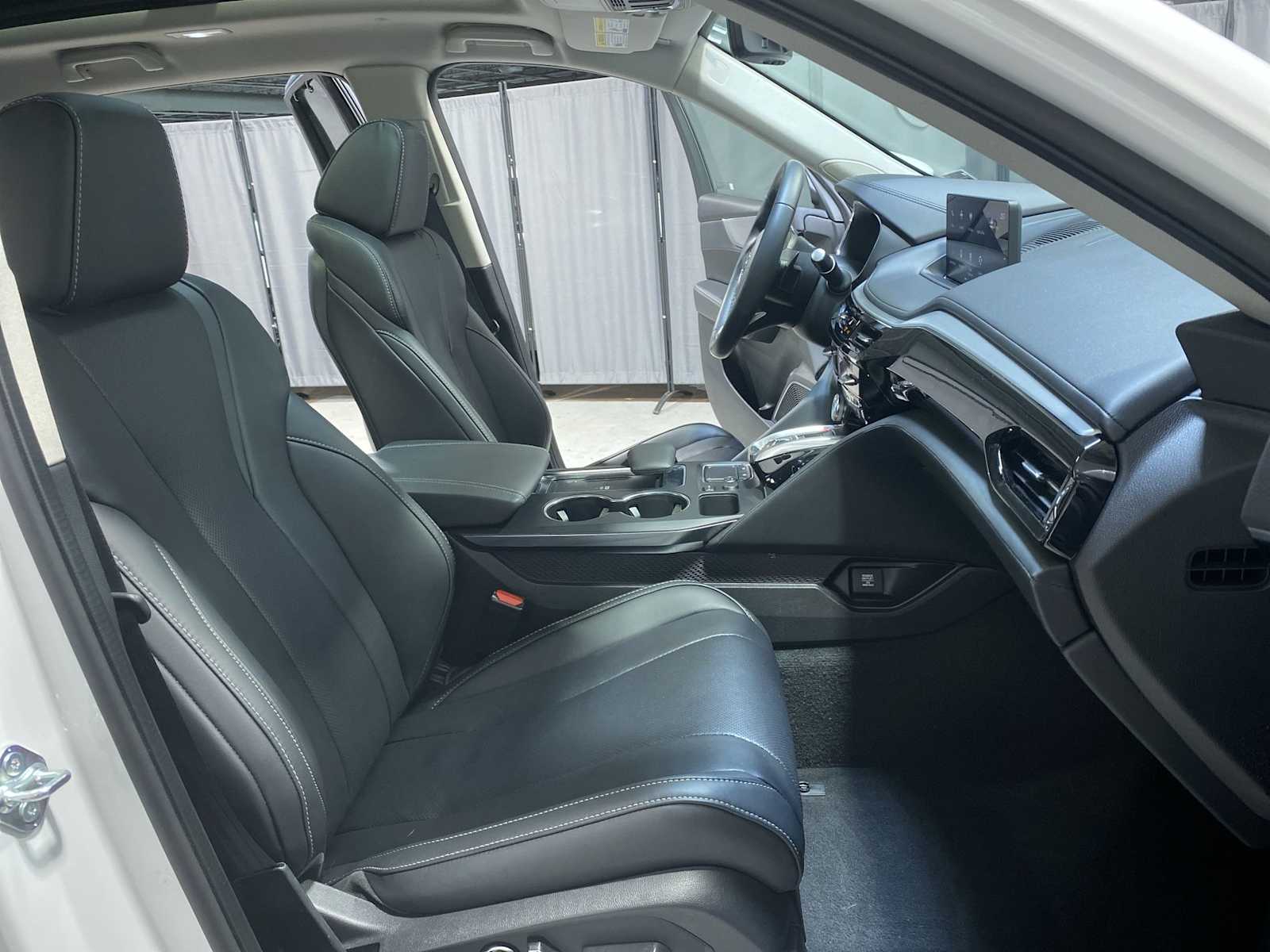 Thumbnail: 2024 Acura MDX - 14