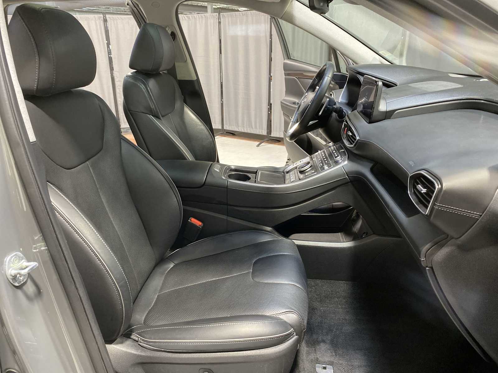 Thumbnail: 2021 Hyundai Santa Fe - 14