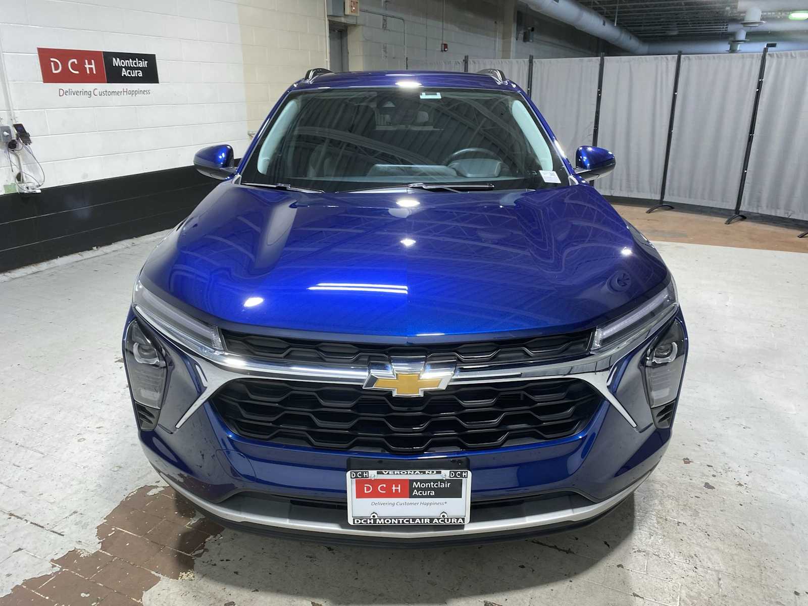 Thumbnail: 2024 Chevrolet Trax - 6