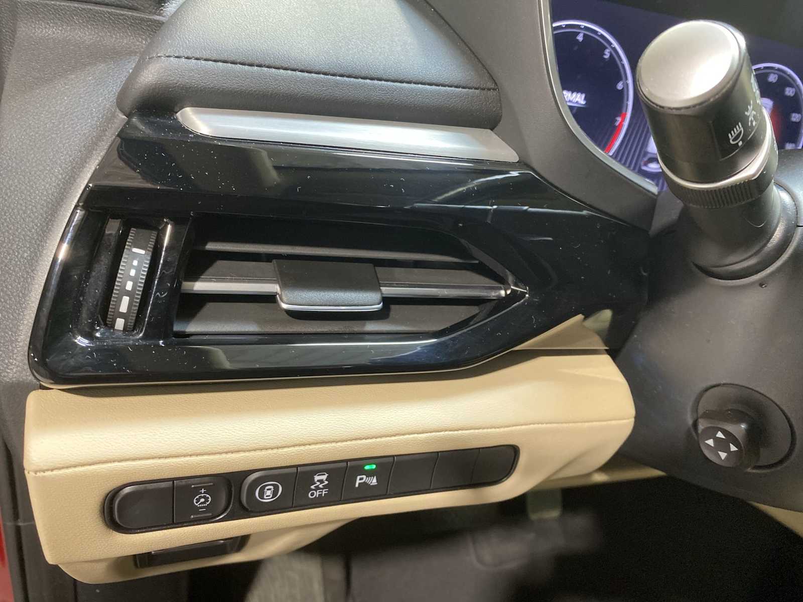 Thumbnail: 2023 Acura MDX - 24