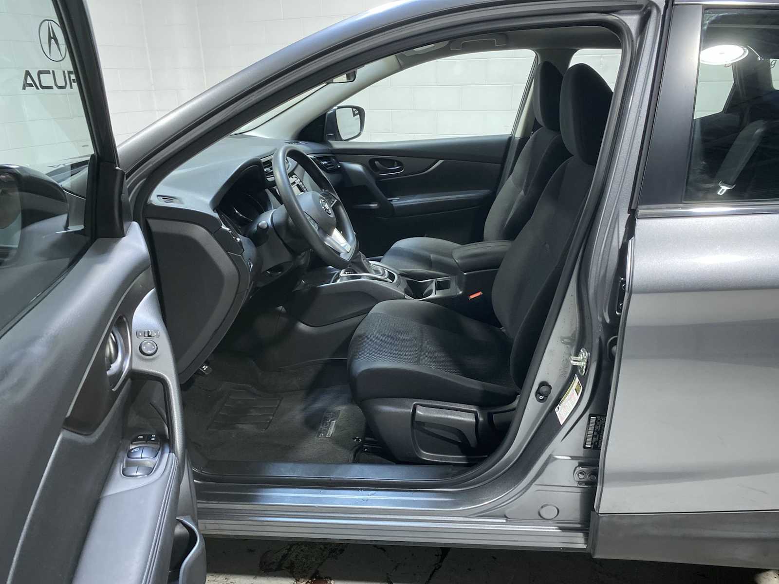 Thumbnail: 2019 Nissan Rogue Sport - 2