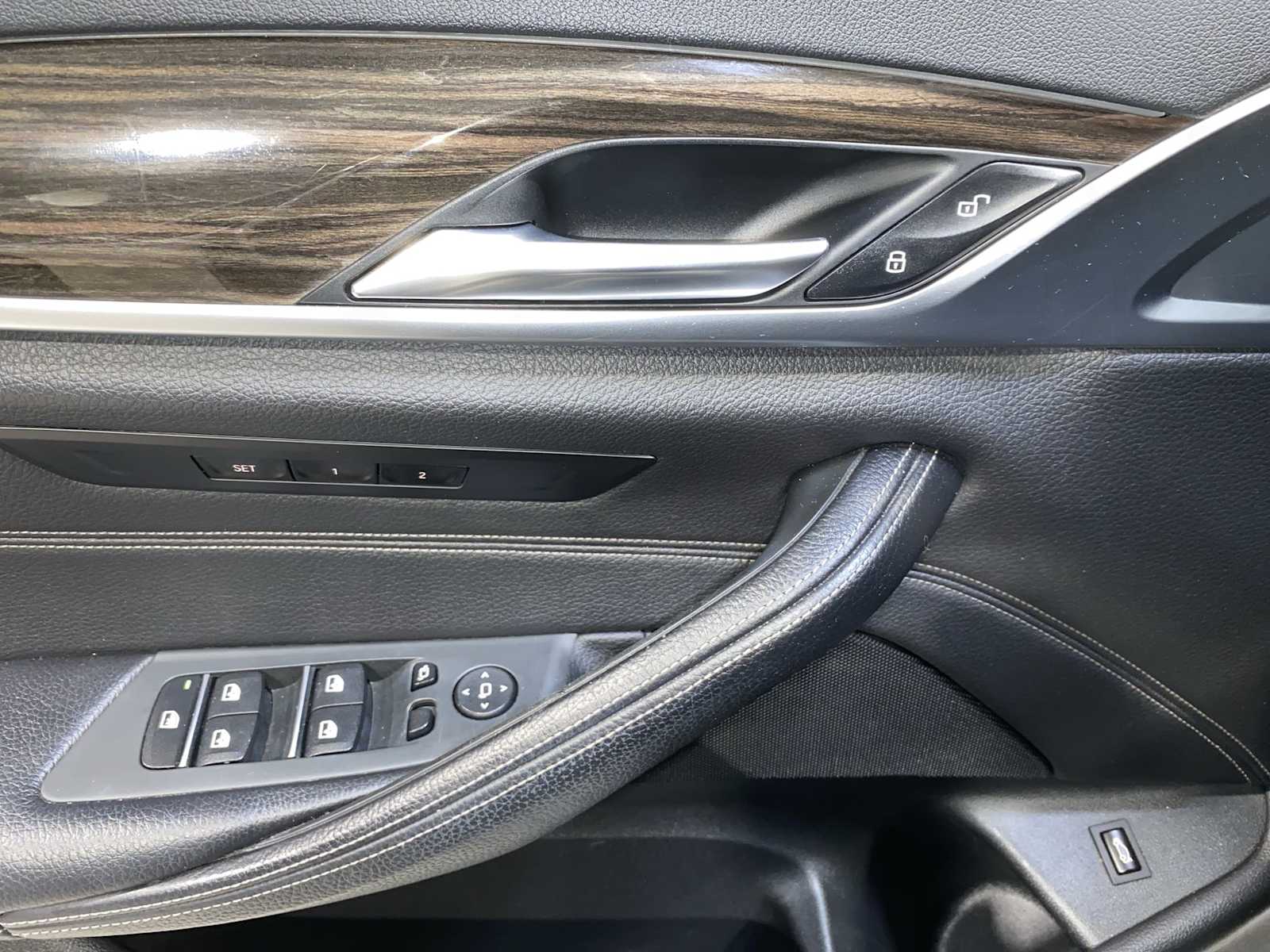 Thumbnail: 2017 BMW 5 Series - 23