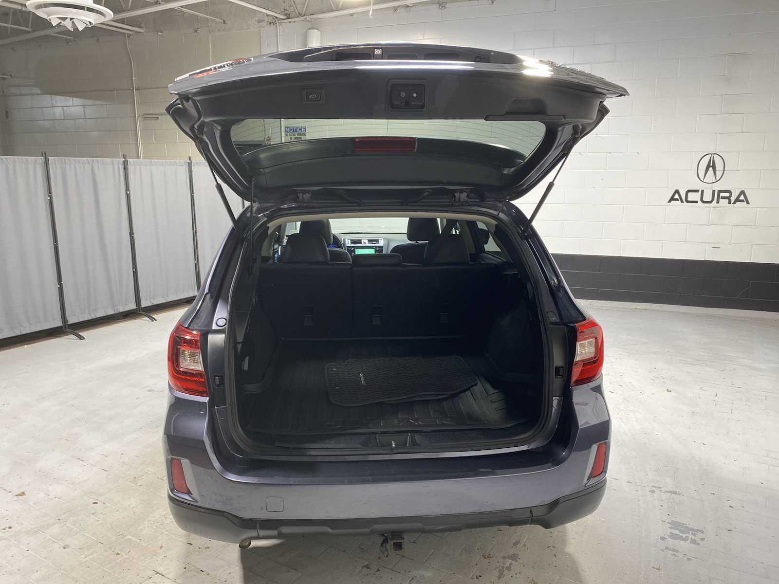 Thumbnail: 2015 Subaru Outback - 19