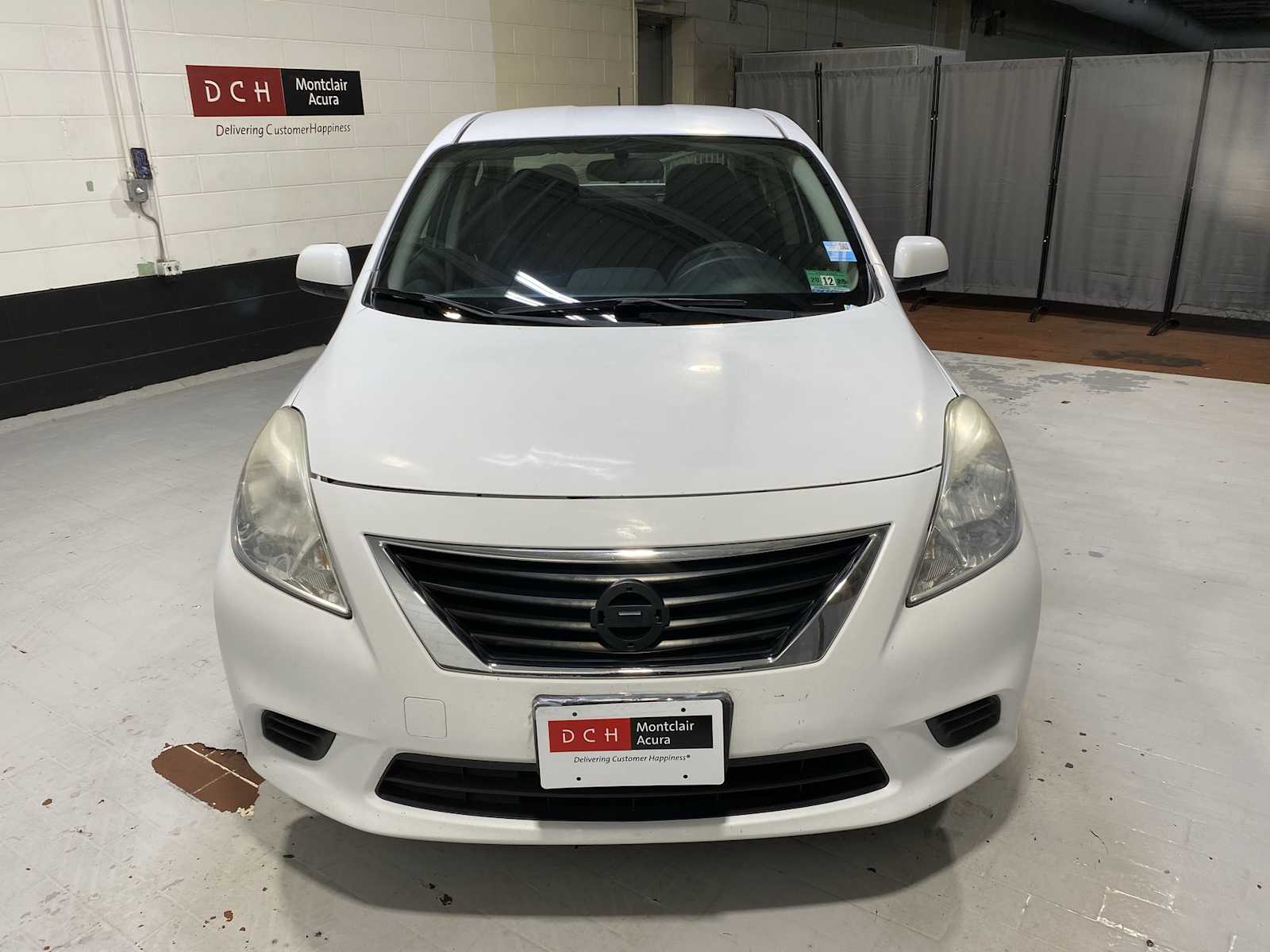 Thumbnail: 2013 Nissan Versa - 6