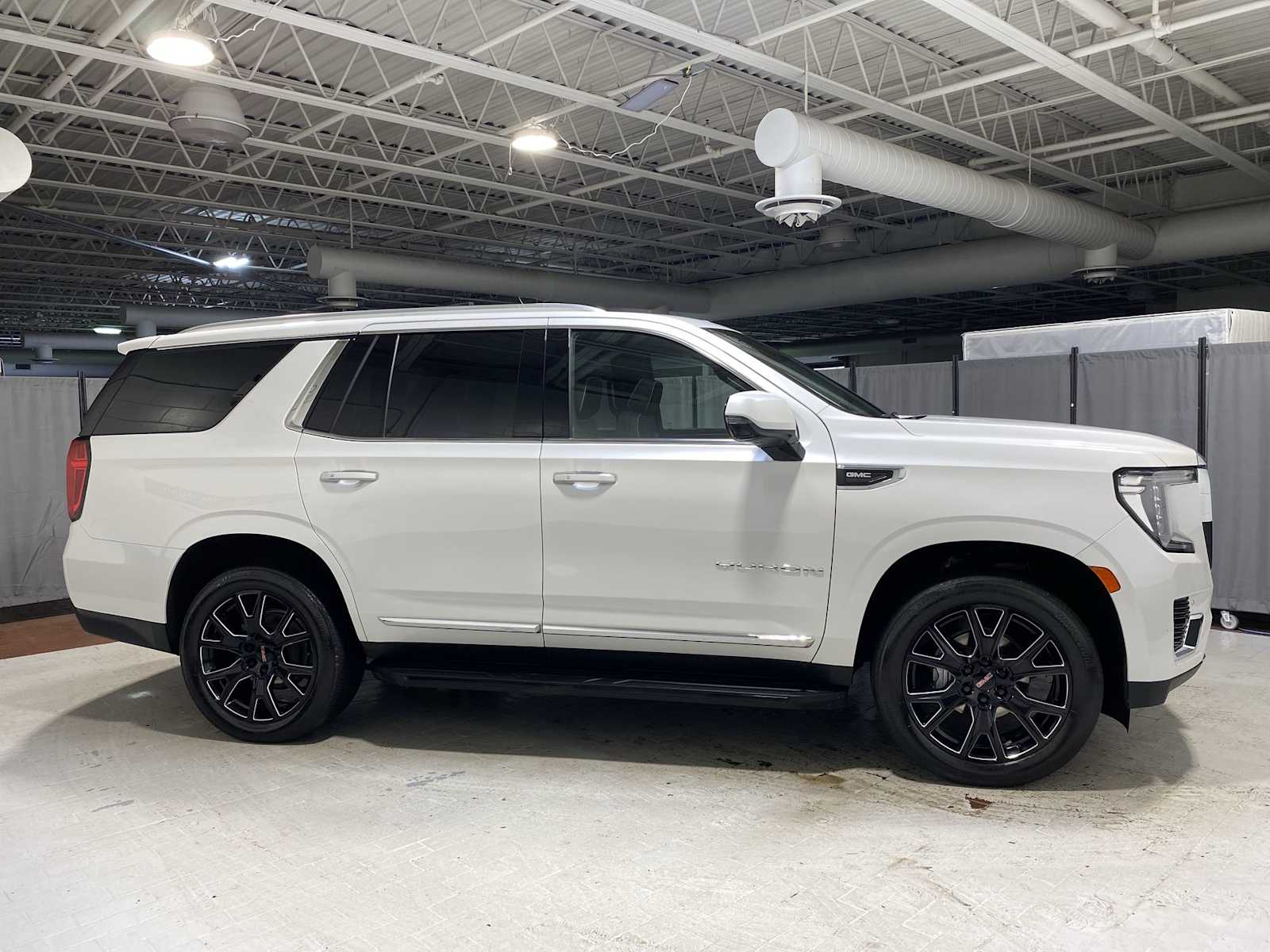 2021 GMC Yukon SLT 27