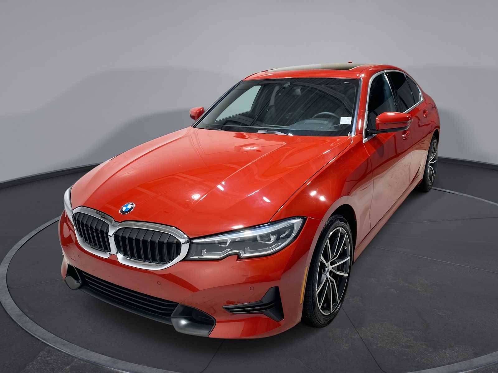 Thumbnail: 2022 BMW 3 Series - 1