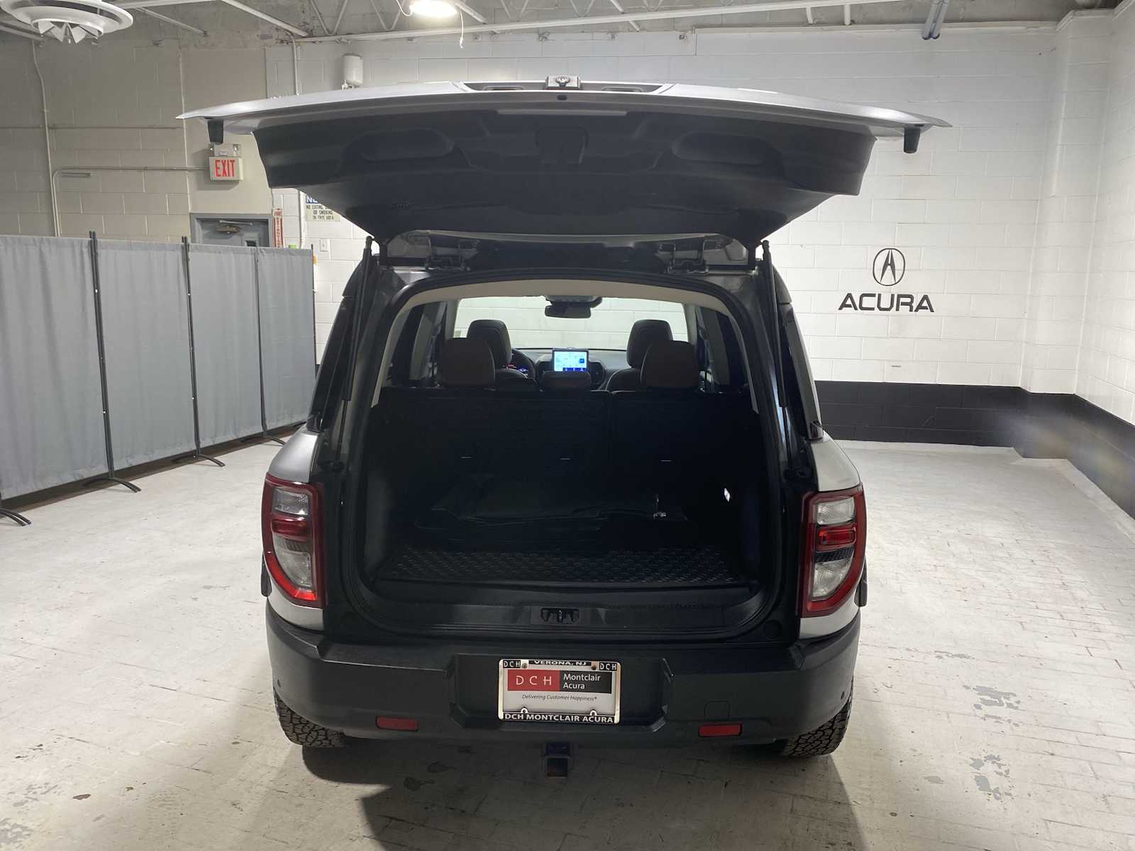 Thumbnail: 2022 Ford Bronco Sport - 19