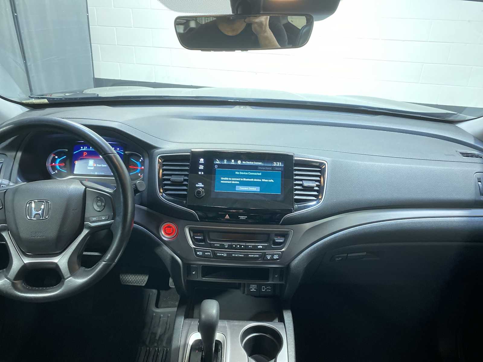 Thumbnail: 2019 Honda Pilot - 10