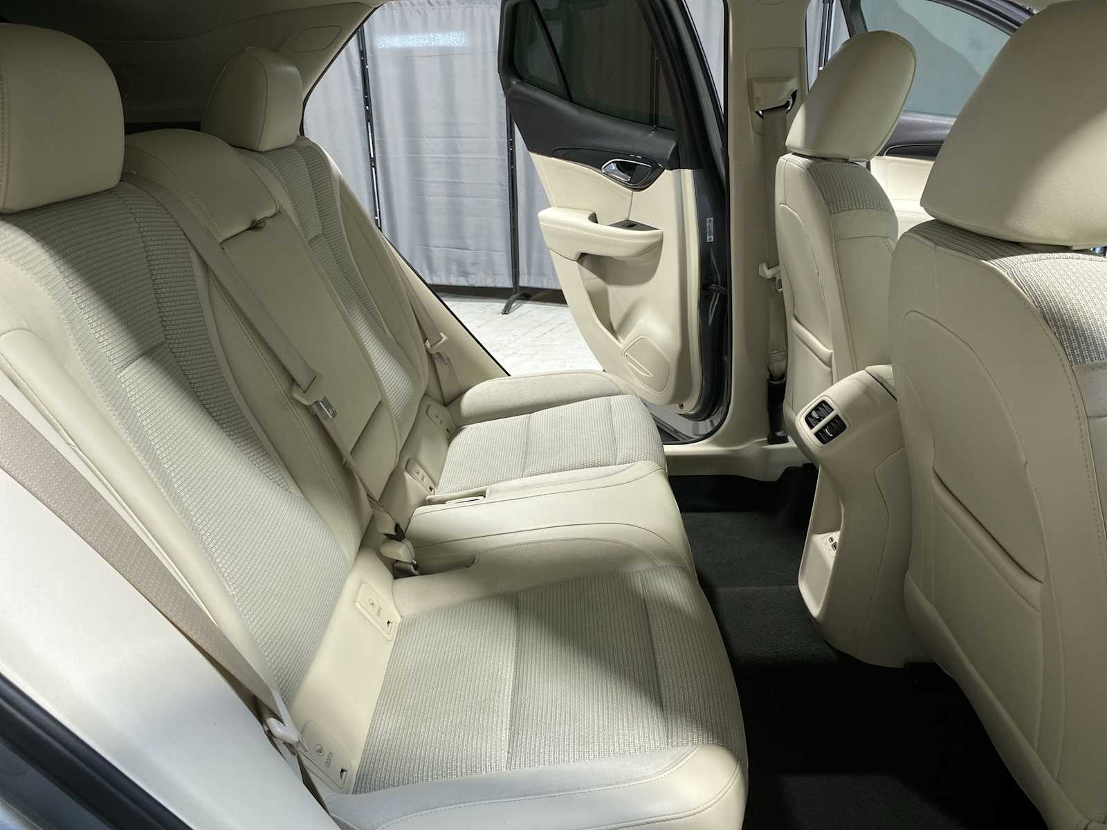 Thumbnail: 2023 Buick Envision - 13