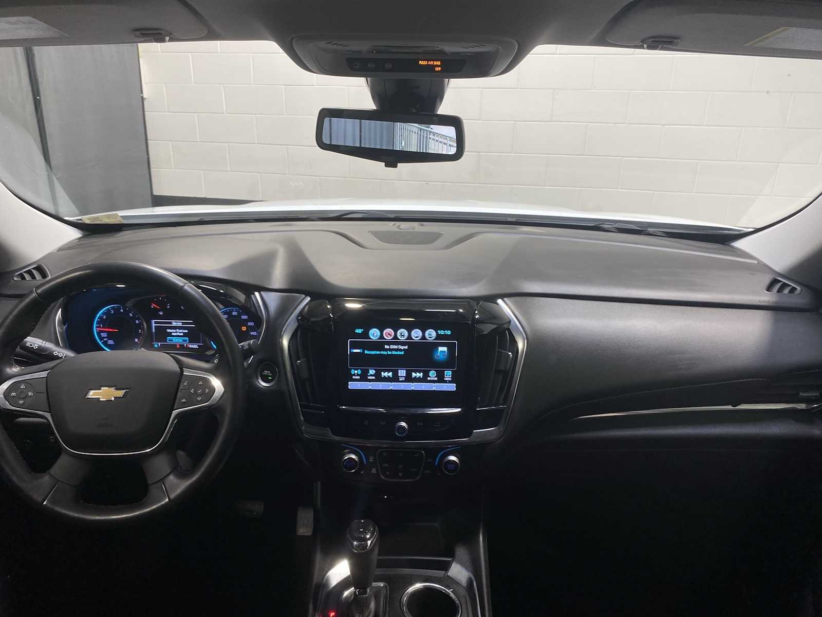 Thumbnail: 2018 Chevrolet Traverse - 10