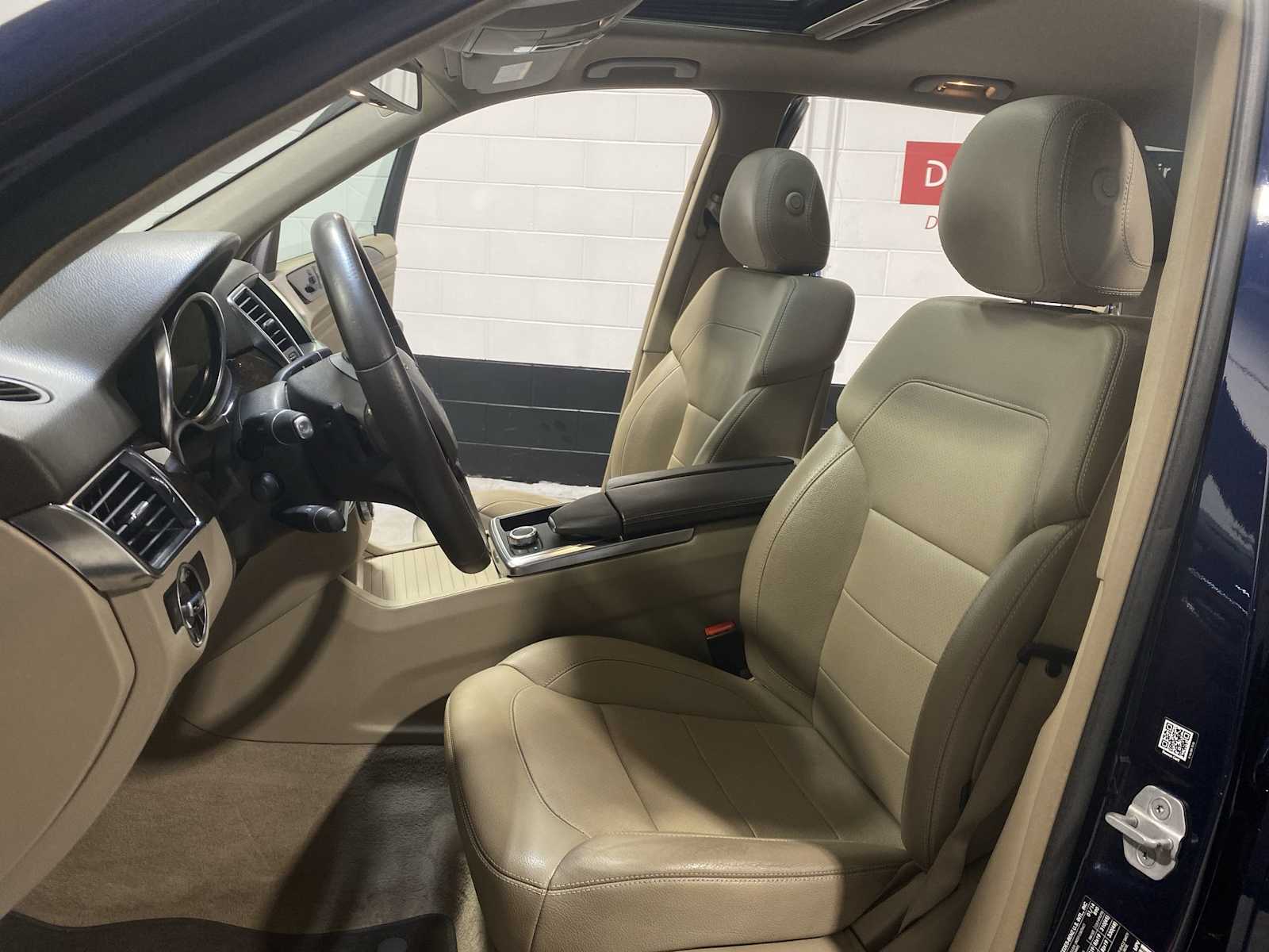 Thumbnail: 2014 Mercedes-Benz M-Class - 11