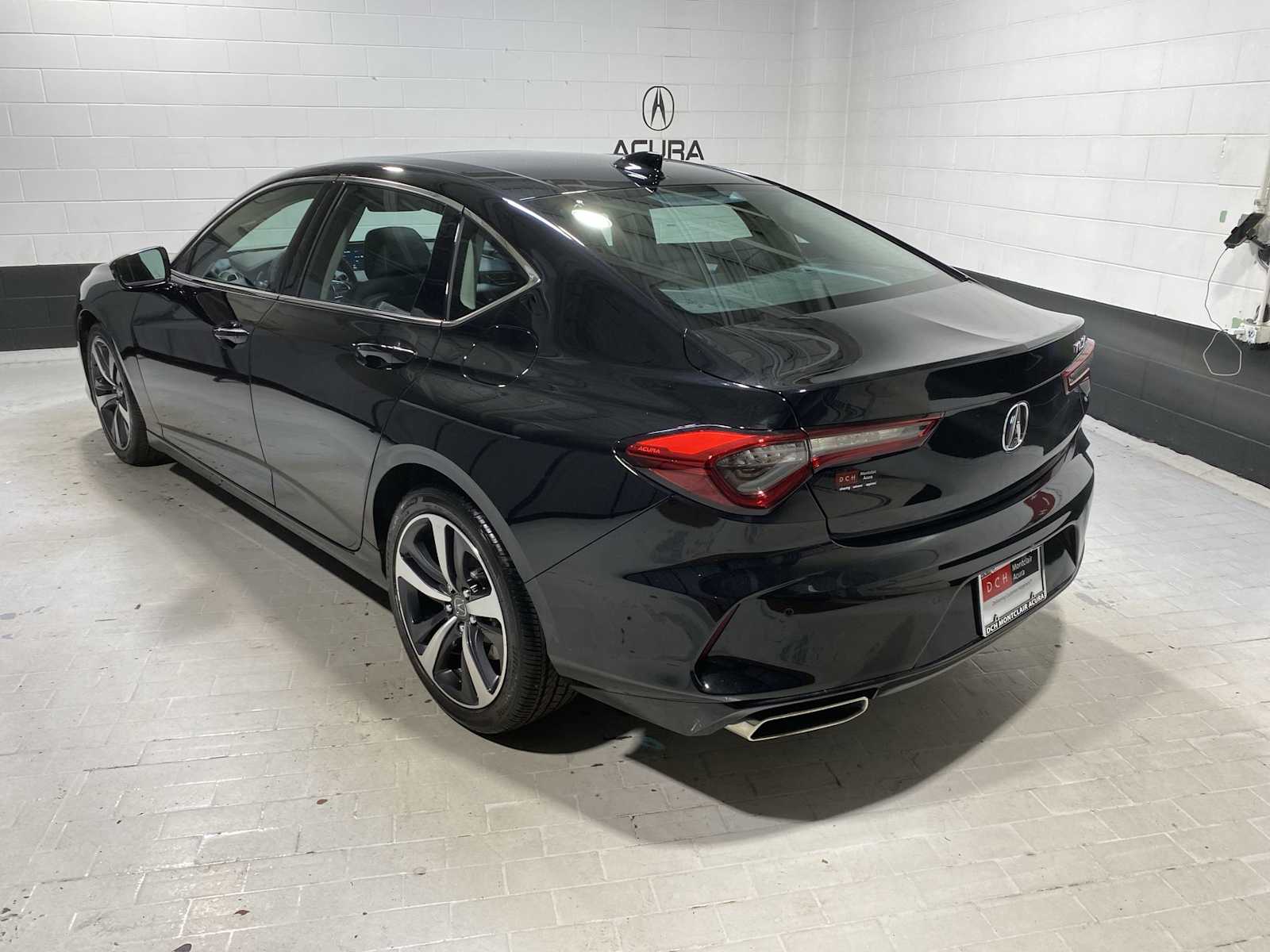Thumbnail: 2025 Acura TLX - 4