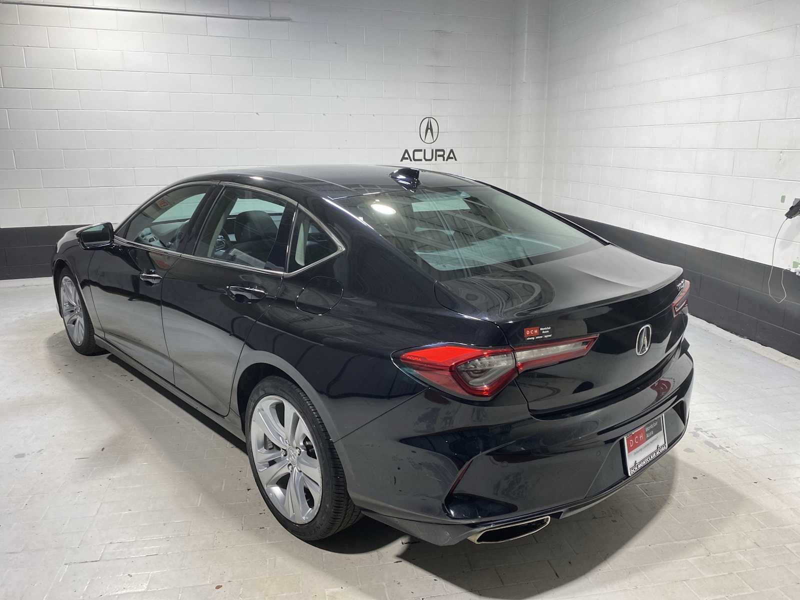 Thumbnail: 2022 Acura TLX - 4
