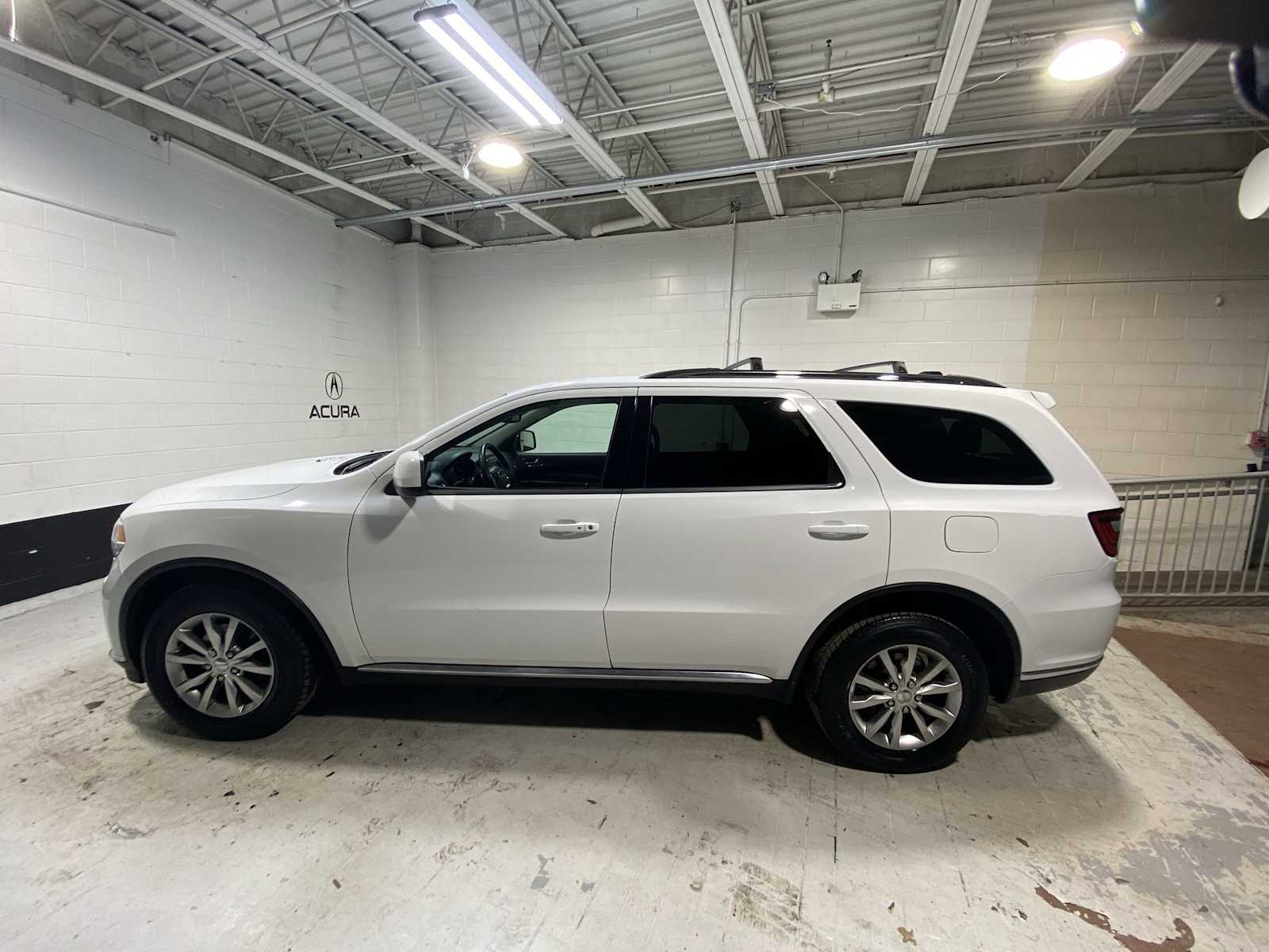 Thumbnail: 2017 Dodge Durango - 3