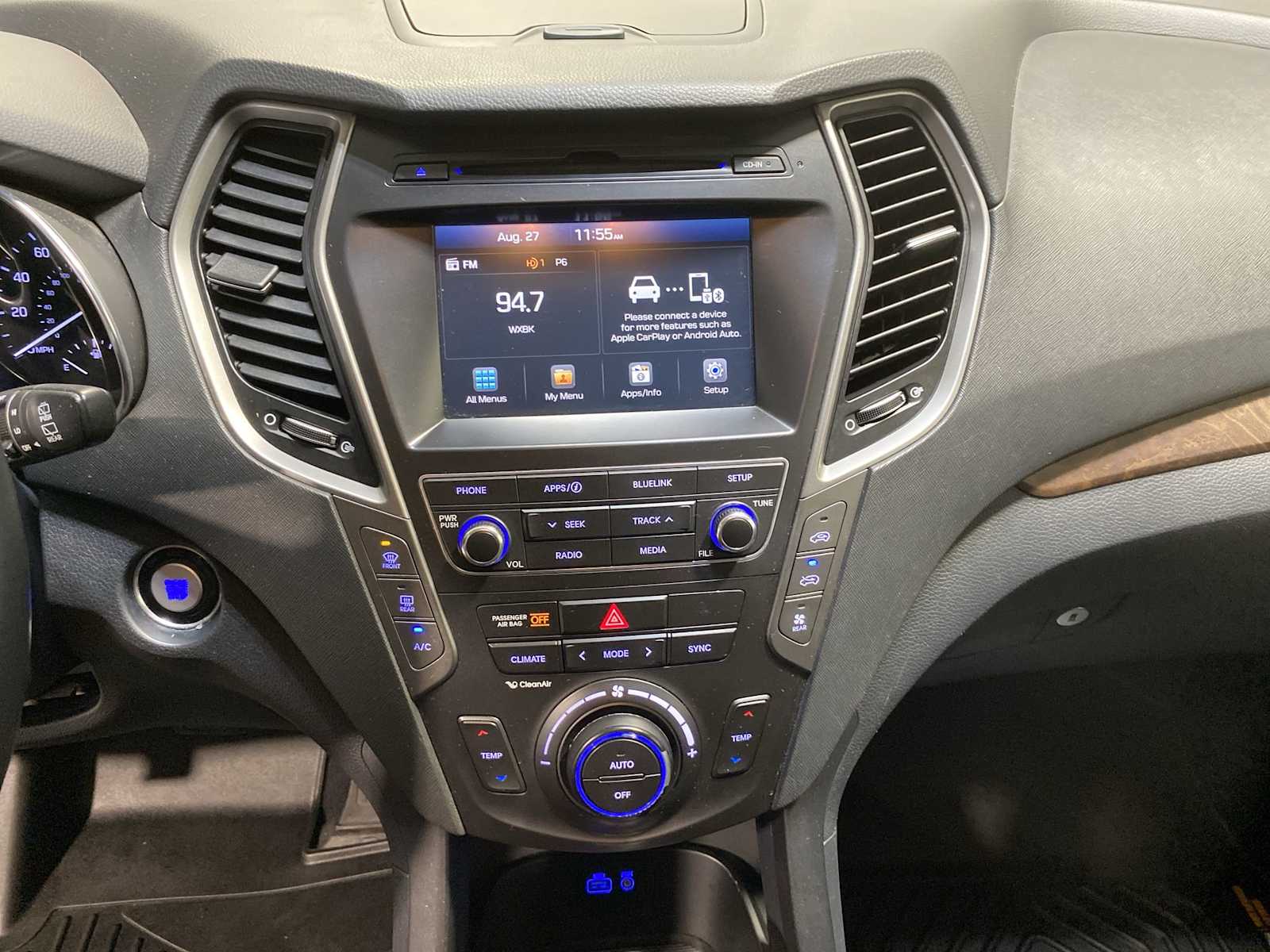Thumbnail: 2017 Hyundai Santa Fe - 16