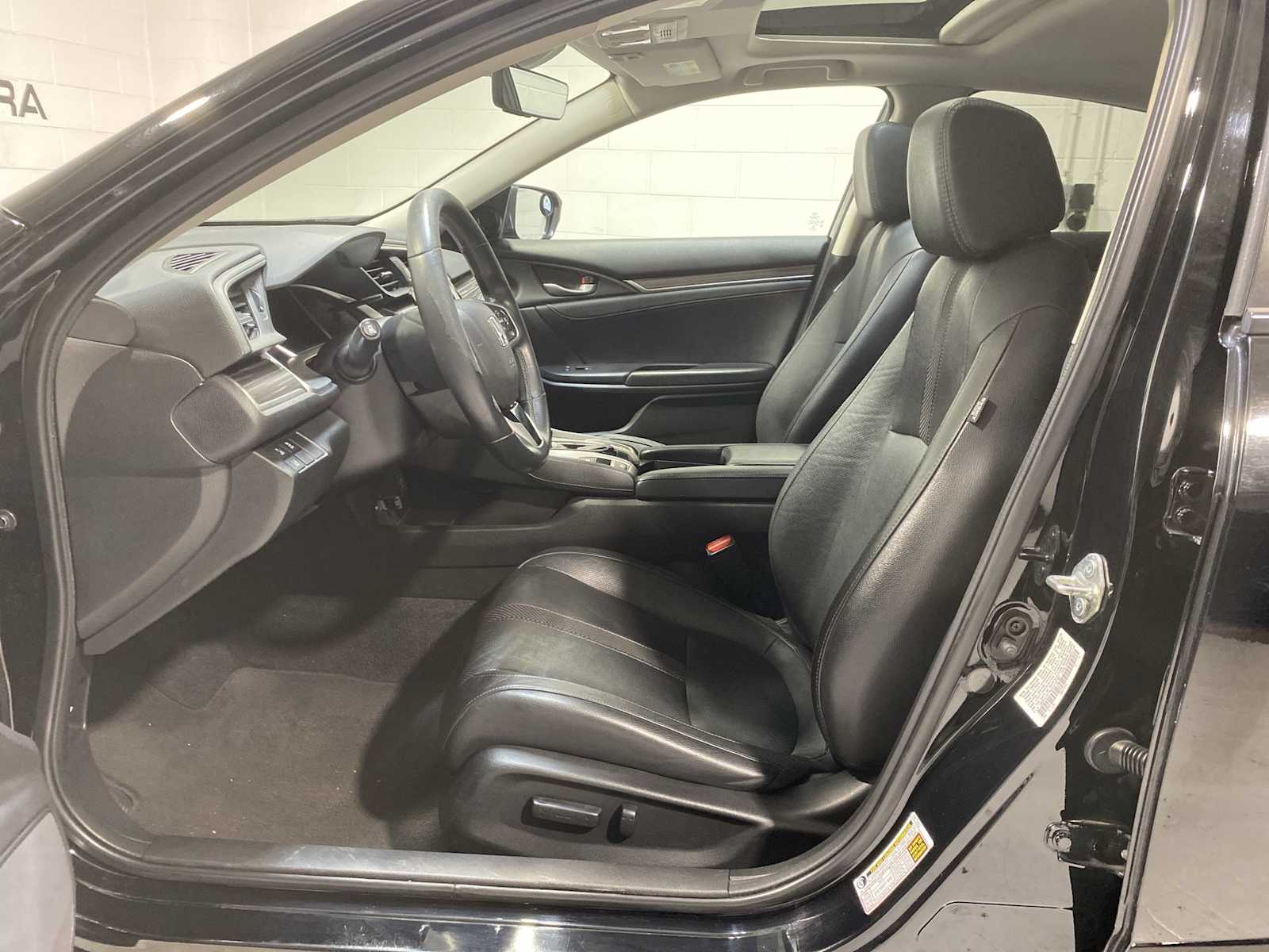 Thumbnail: 2020 Honda Civic - 2