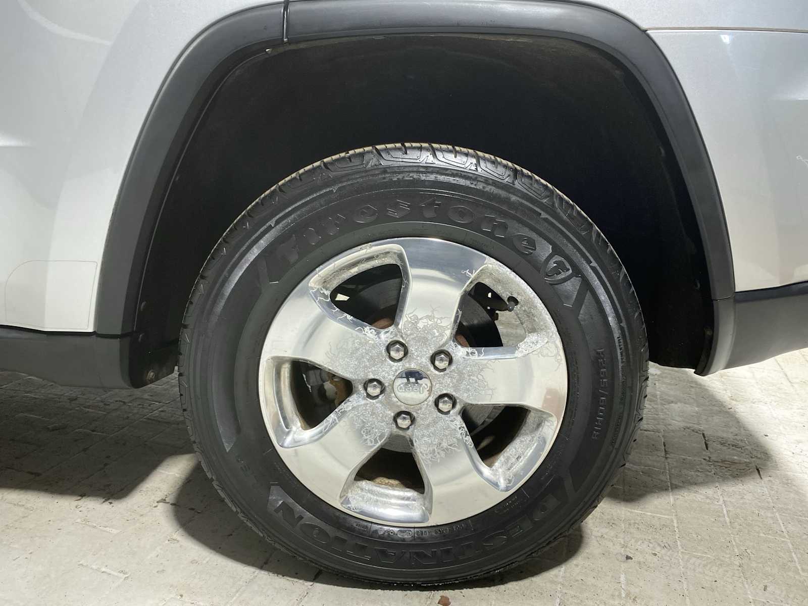 Thumbnail: 2012 Jeep Grand Cherokee - 8