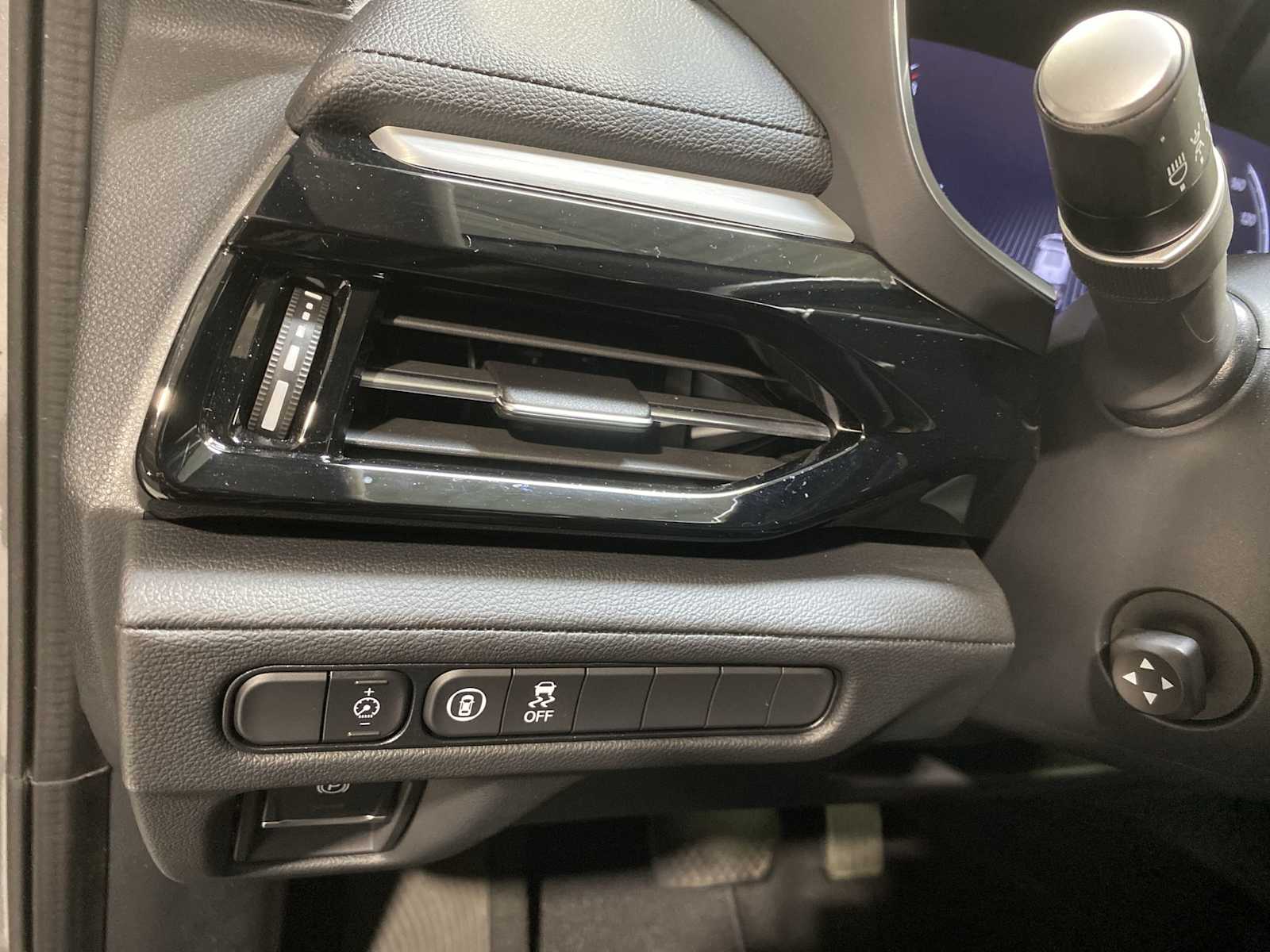 Thumbnail: 2023 Acura MDX - 24