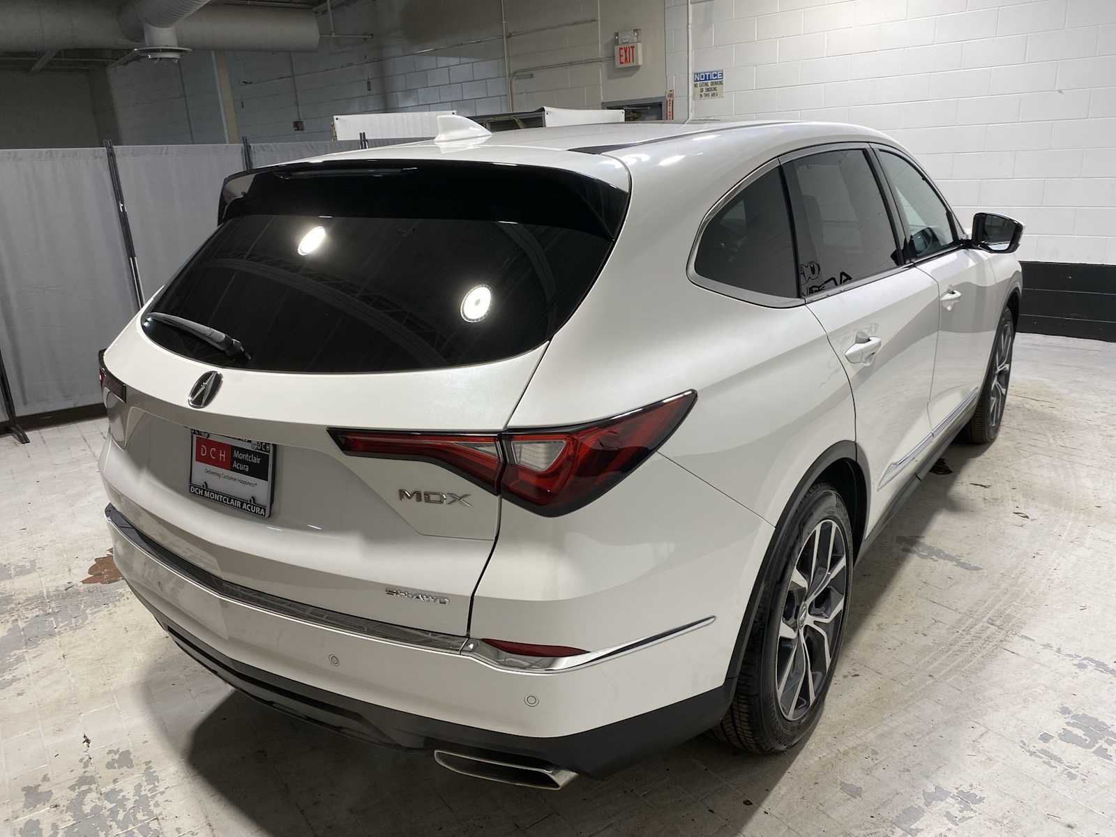 Thumbnail: 2023 Acura MDX - 26