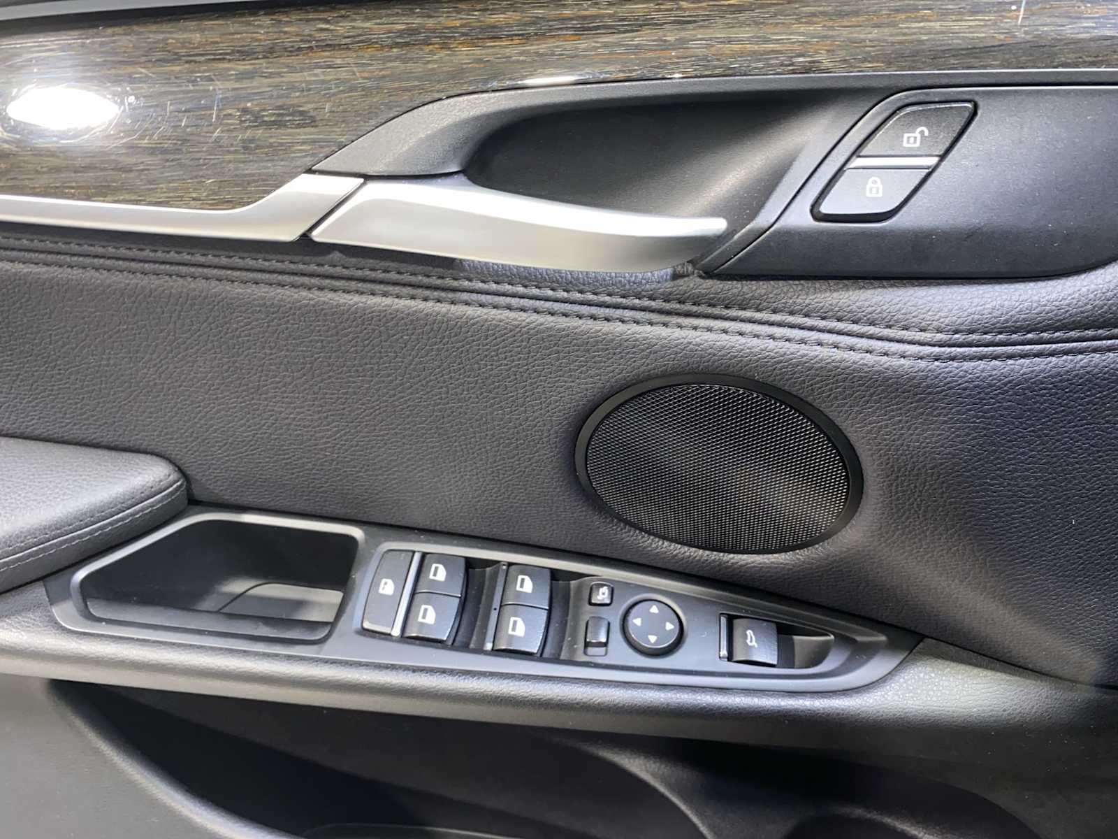 Thumbnail: 2016 BMW X5 - 23