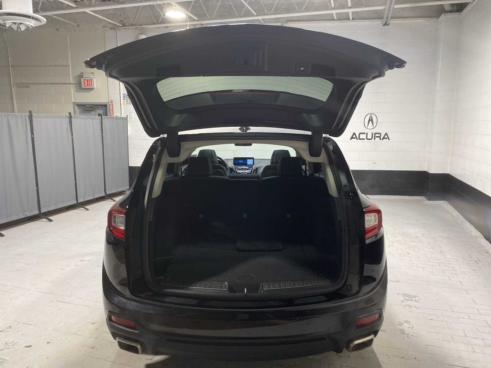 Thumbnail: 2023 Acura RDX - 19