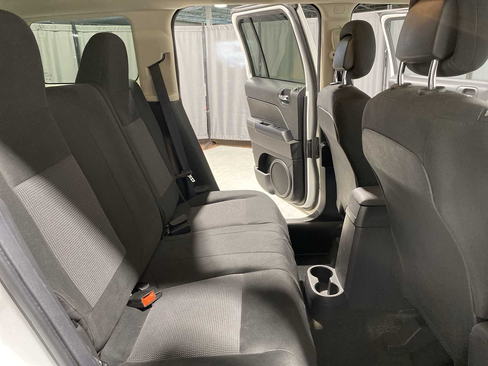 Thumbnail: 2014 Jeep Patriot - 13
