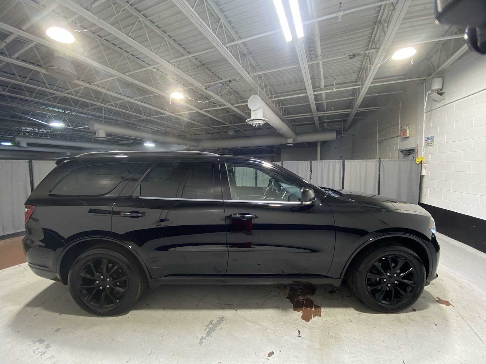 Thumbnail: 2017 Dodge Durango - 27