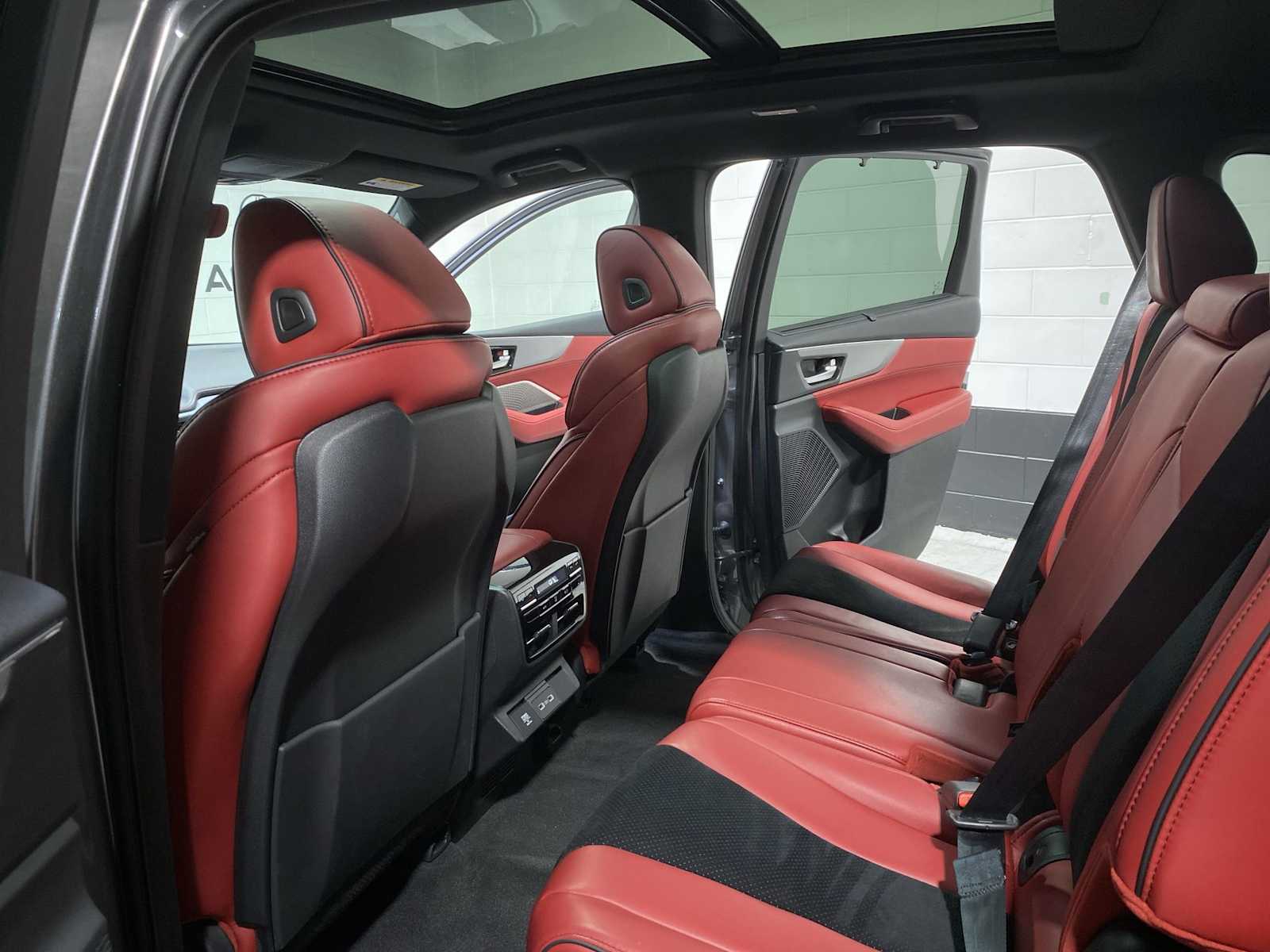 Thumbnail: 2023 Acura MDX - 12