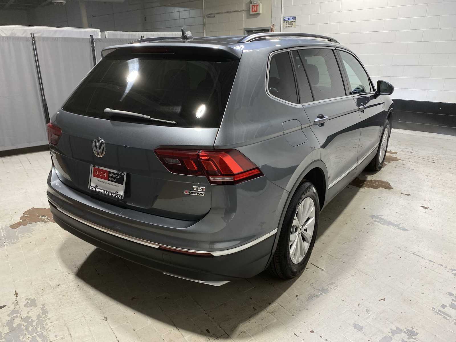 Thumbnail: 2018 Volkswagen Tiguan - 27
