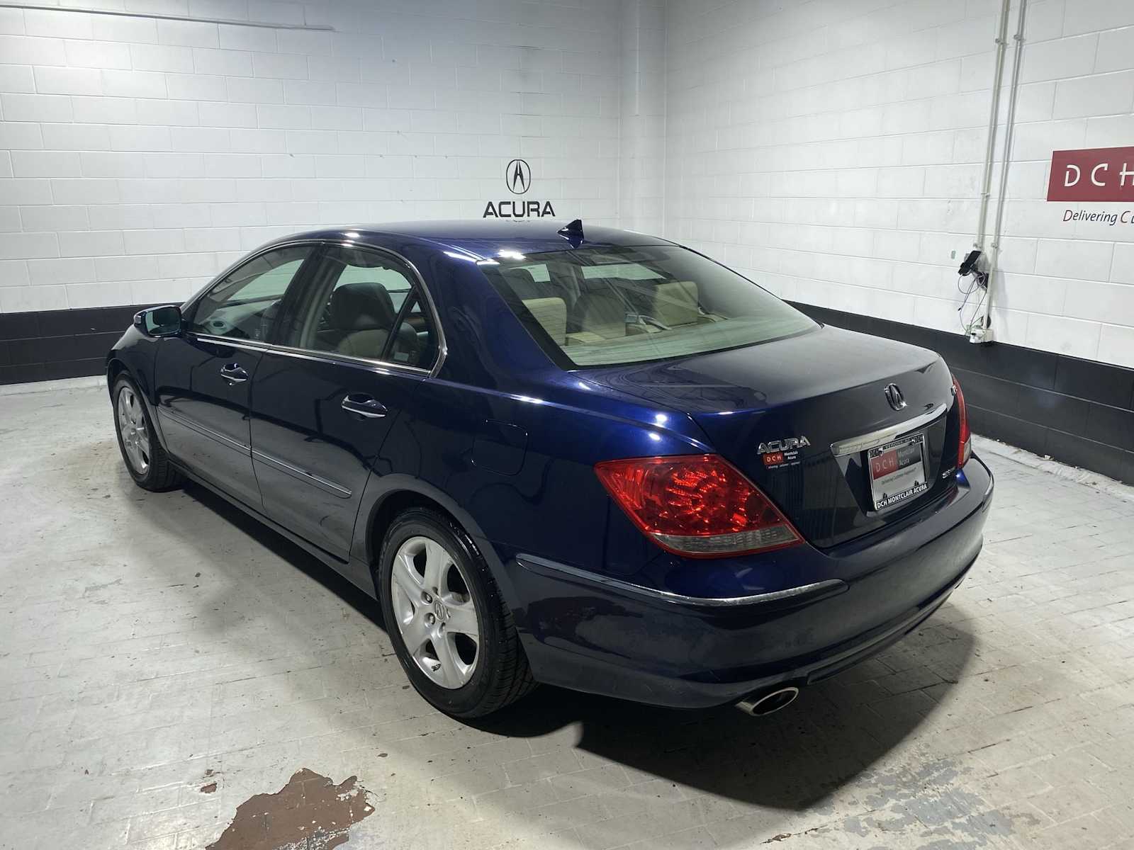 Thumbnail: 2008 Acura RL - 4