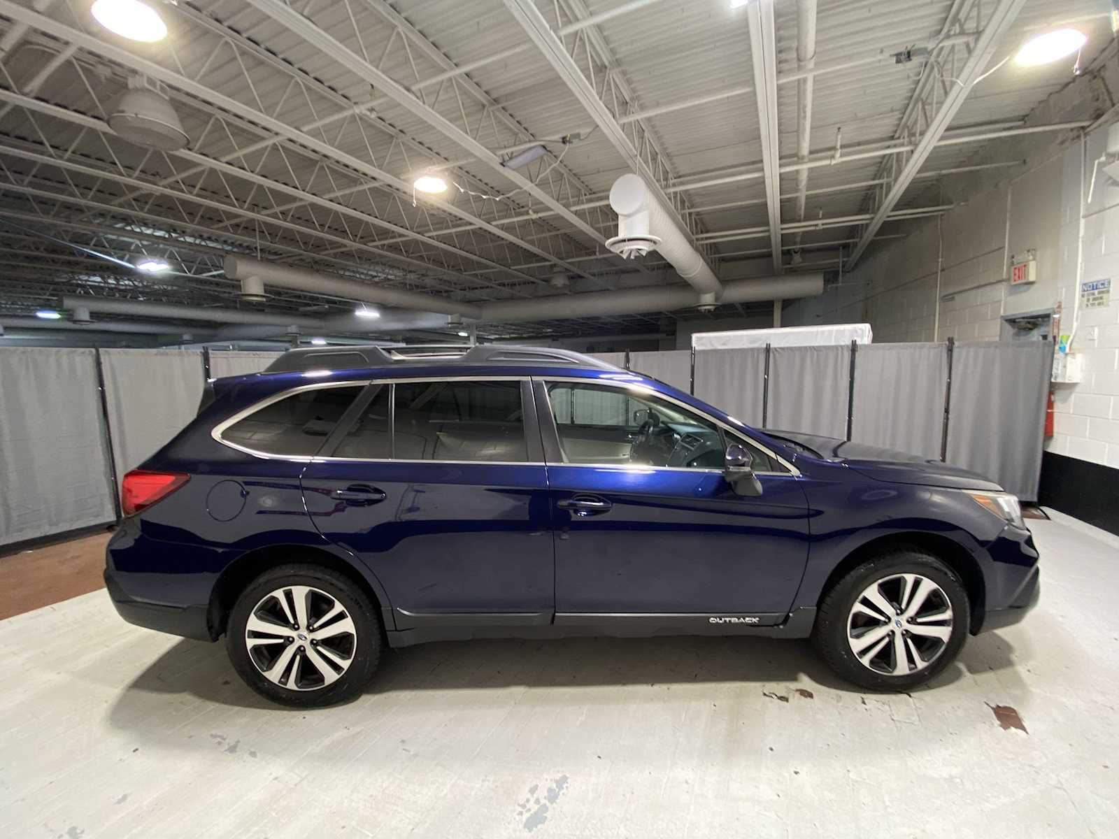 2018 Subaru Outback Limited 27