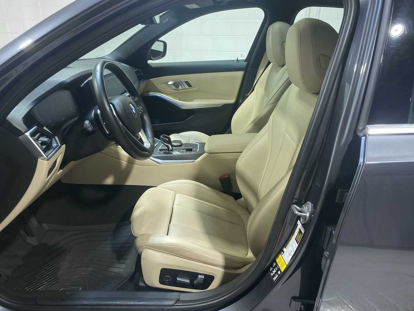 Thumbnail: 2022 BMW 3 Series - 2